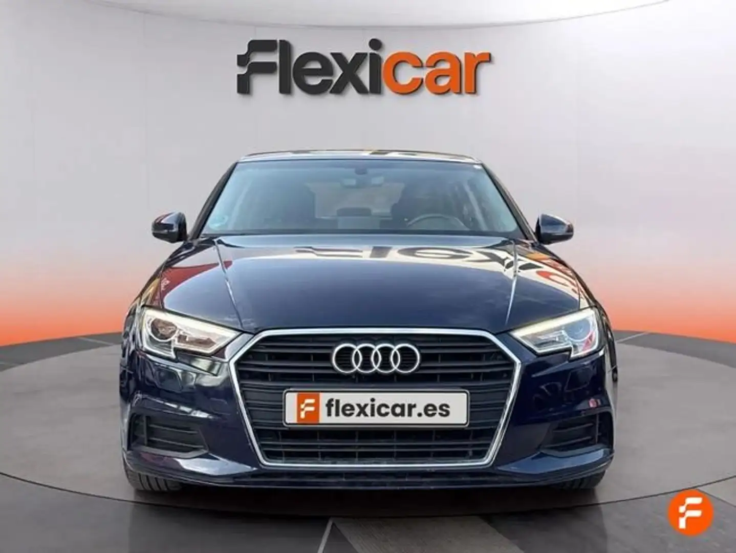 Audi A3 Sedán 30 TDI 85kW Azul - 2