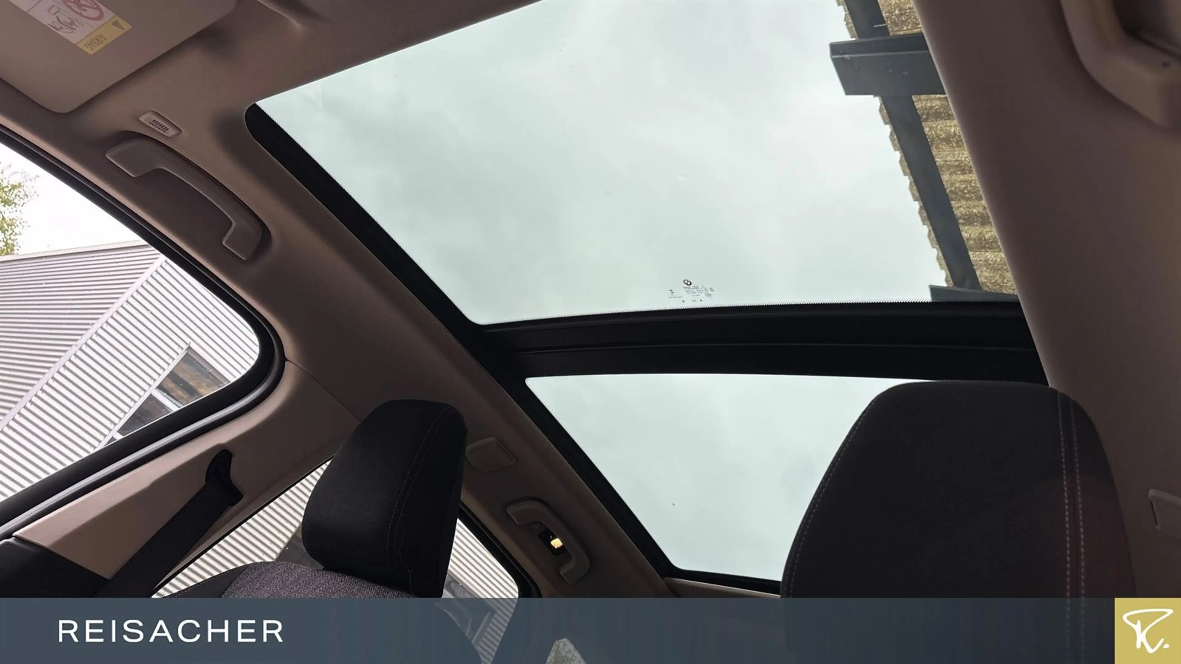 BMW 218 iA Active Tourer LCPlus Pano RFK SSV adaptLED — photo 5