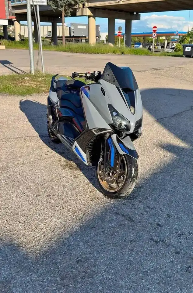 Yamaha Tmax 530