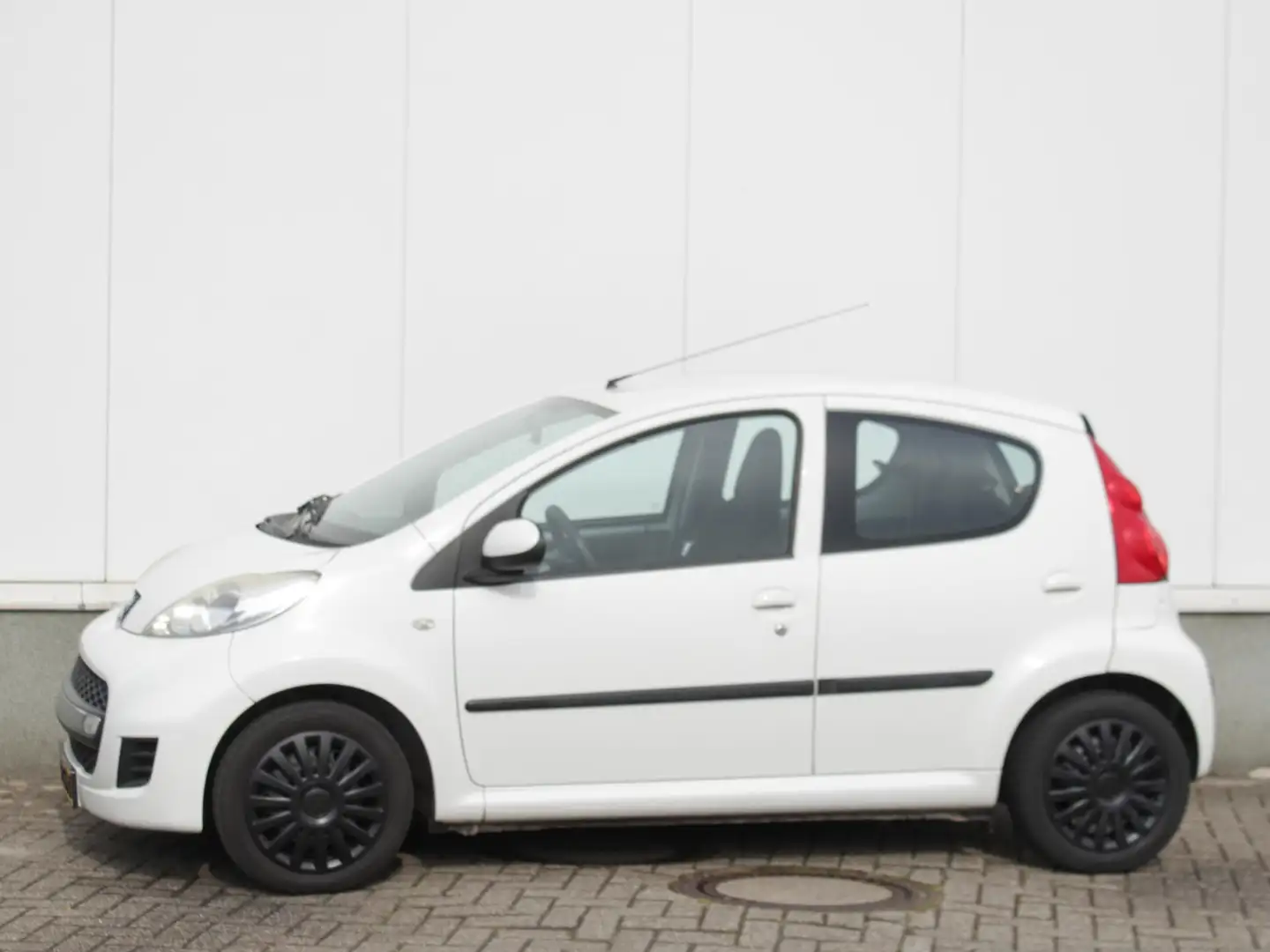 Peugeot 107 1.0-12V Blue Lease | Carplay / Android | Airco Blanc - 2