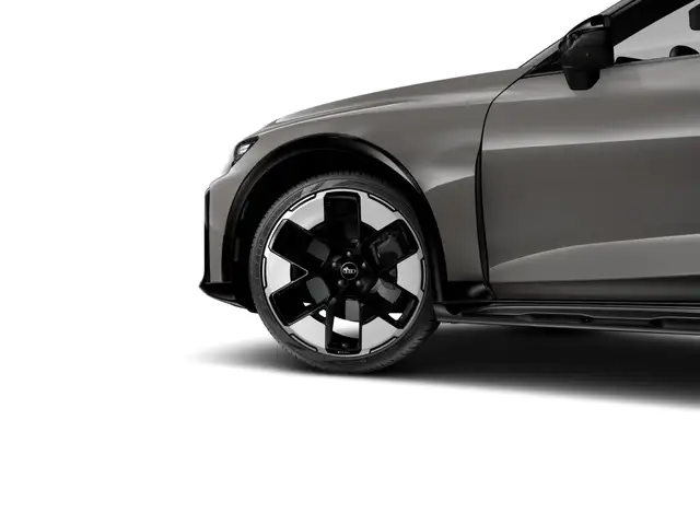 Audi A6 view 4