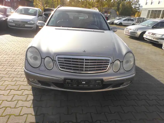 Mercedes-Benz E 240 T 4Matic Elegance, 7. SITZER, VOLLAUSSTATTUNG, AHK