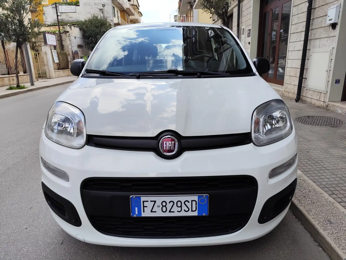 Fiat Panda 1.2 BENZINA 69CV 5 POSTI Bianco - 2