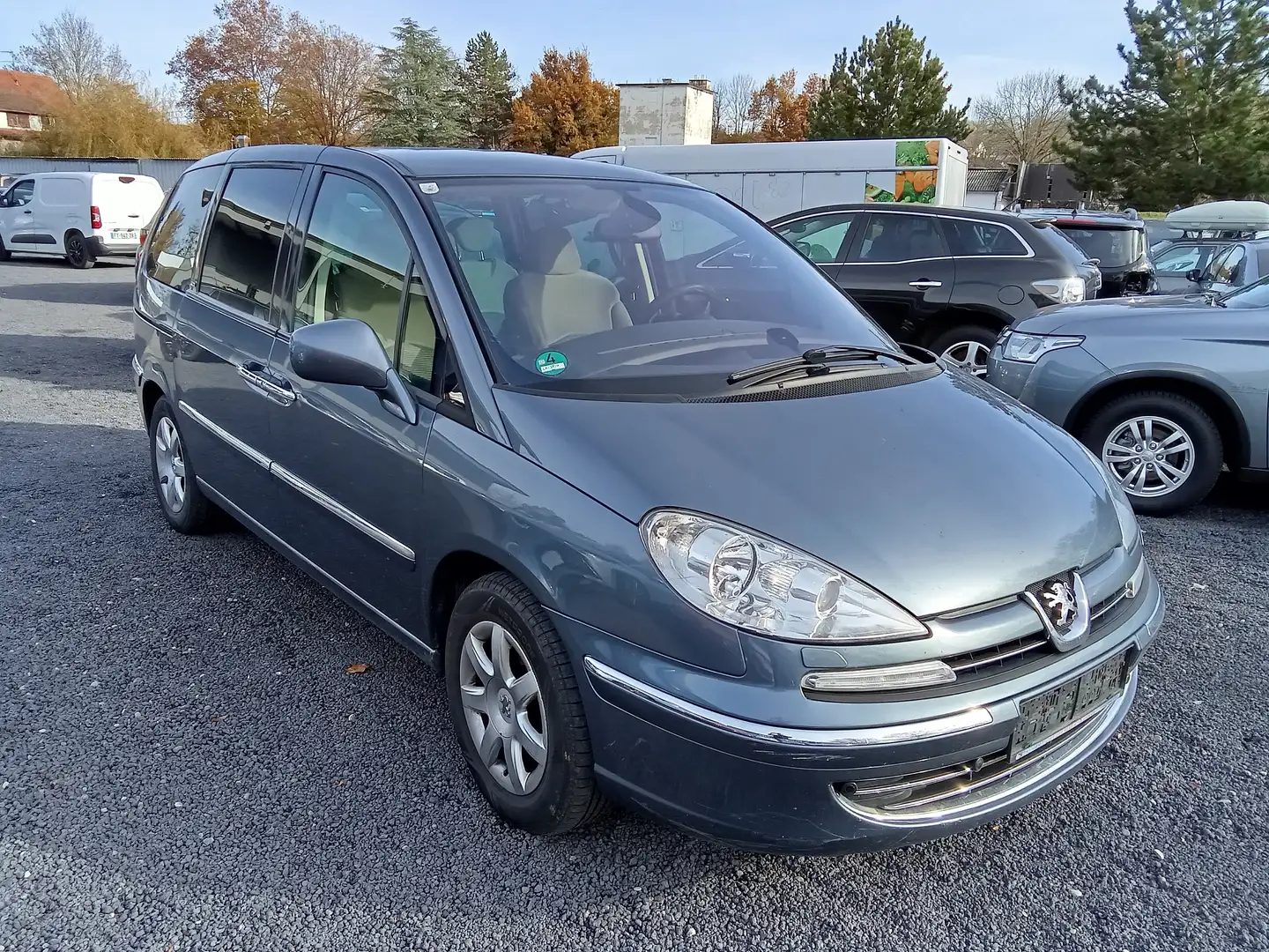 Peugeot 807 Platinum 7 Sitzer Grau - 2