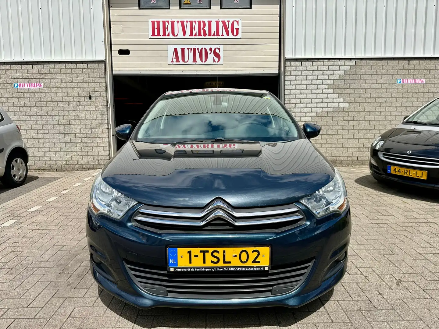 Citroen C4 1.2 PureTech Exclusive | Clima | Cruise | PDC Blauw - 2