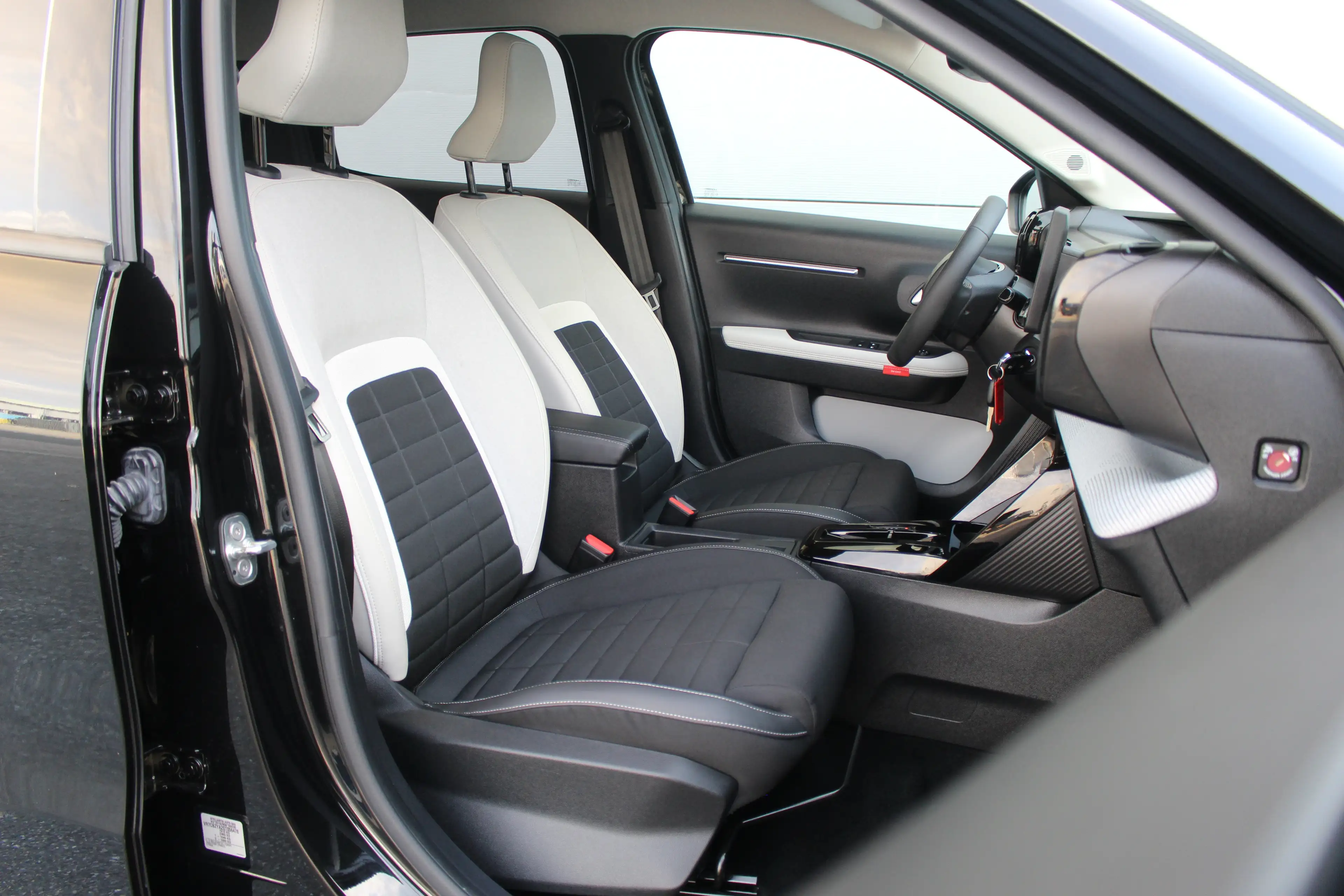 Citroen E-C3 Max 113pk 44 kWh — photo 26