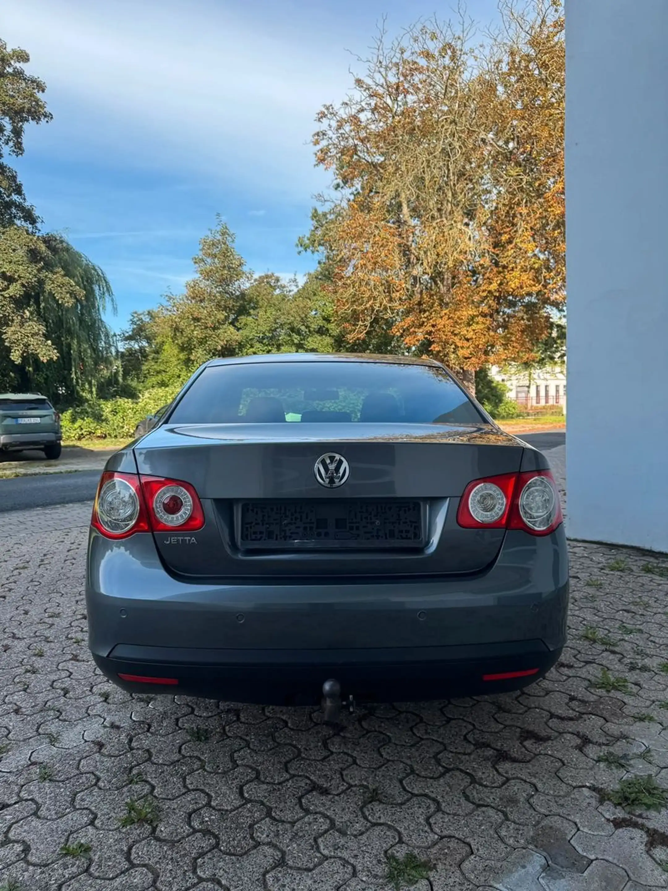 Volkswagen Jetta 1.4 TSI United 1.Hand AHK Navi MFL PDC — photo 5