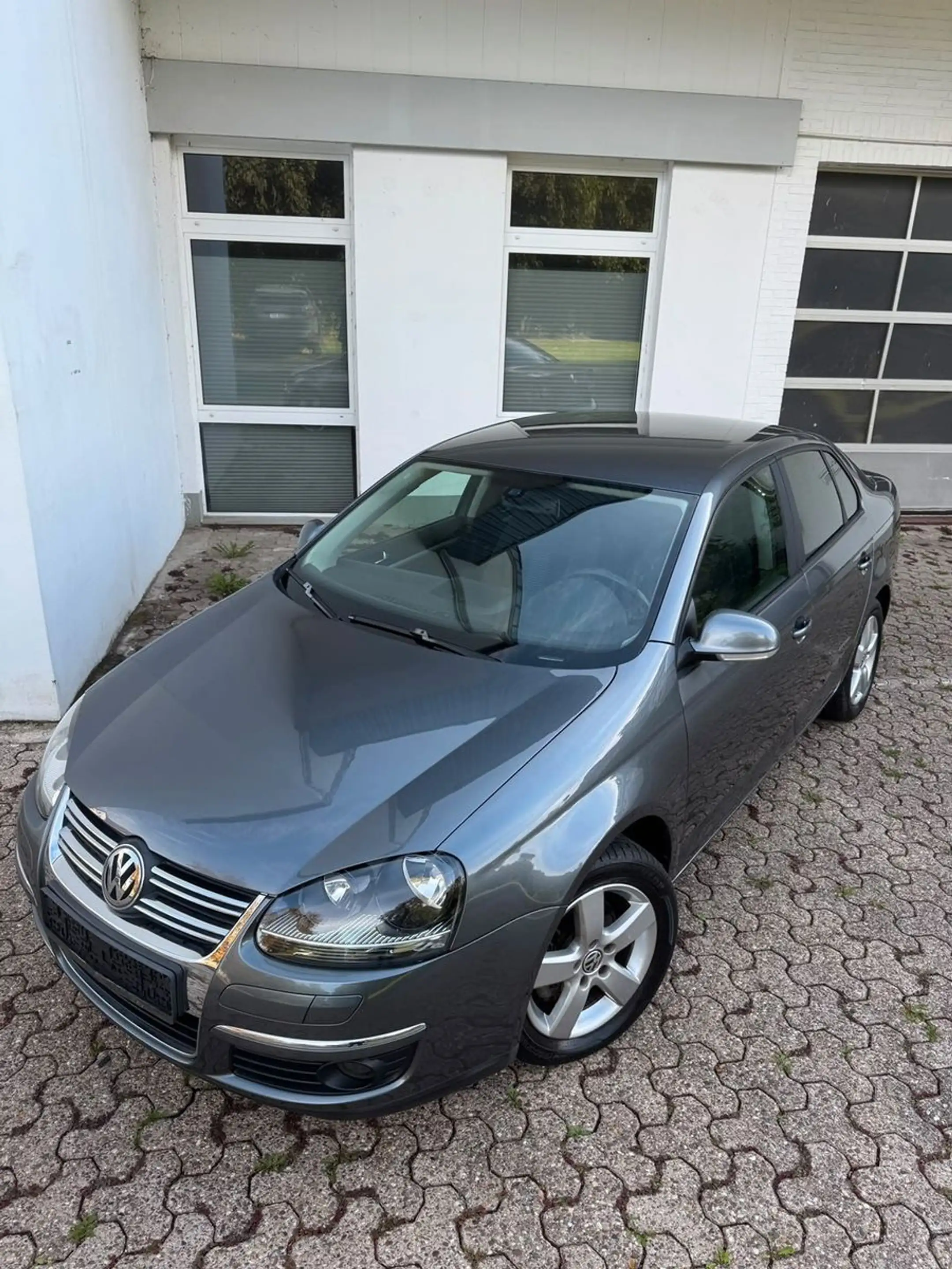 Volkswagen Jetta 1.4 TSI United 1.Hand AHK Navi MFL PDC — photo 10