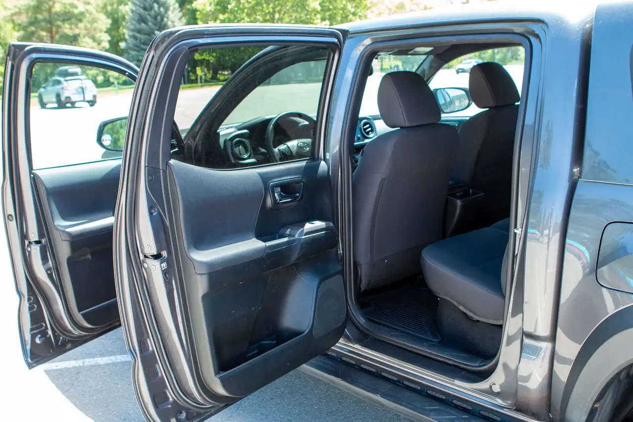 Toyota Tacoma снимка Toyota Tacoma