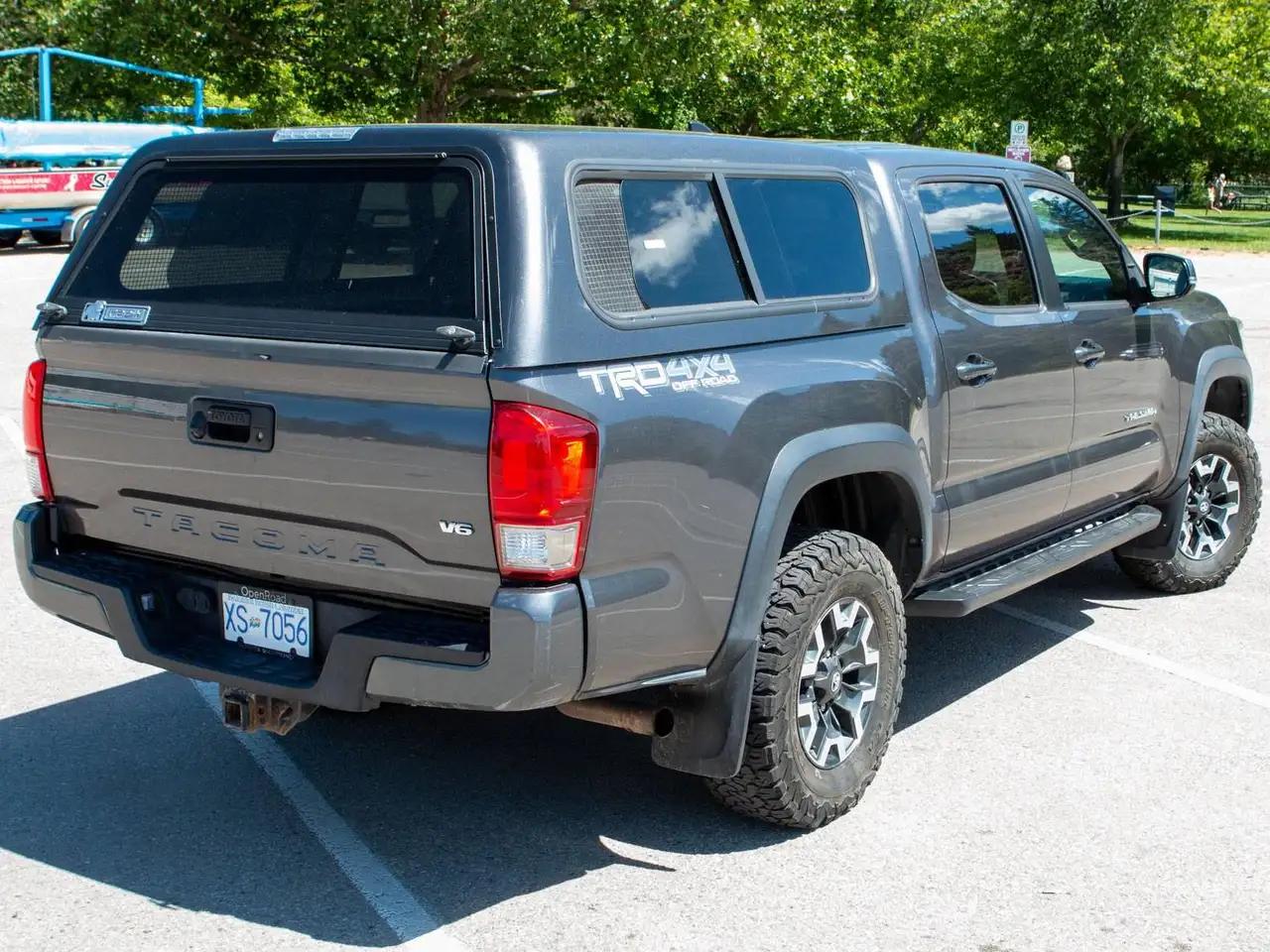 Toyota Tacoma снимка Toyota Tacoma