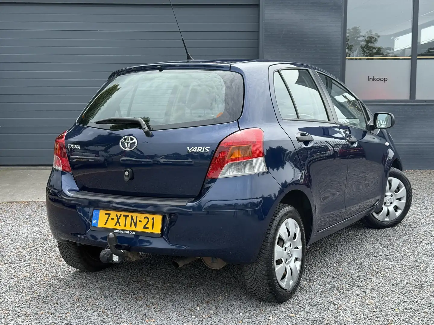Toyota Yaris 1.3 VVTi Comfort 2e Eigenaar,Airco,Cruise,5 deurs, Blauw - 2