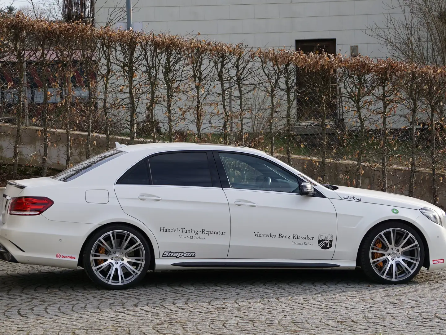 Mercedes-Benz E 63 AMG W212 E63s von BRABUS - sehr starkes Einzelstück Білий - 2