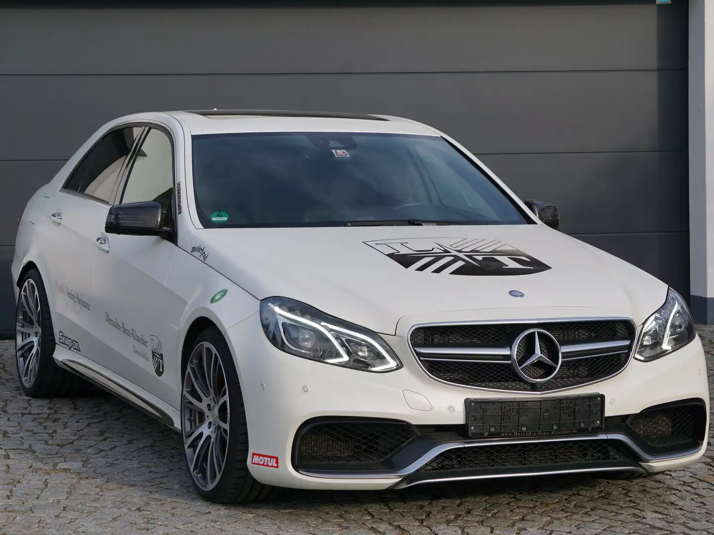 Mercedes-Benz E 63 AMG W212 E63s von BRABUS - sehr starkes Einzelstück Blanc - 1