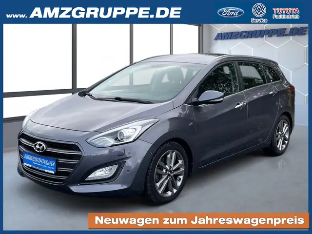 Hyundai i30 1.6CRDi DCT Premium Navi+Bi-Xenon+Tempomat+PDC
