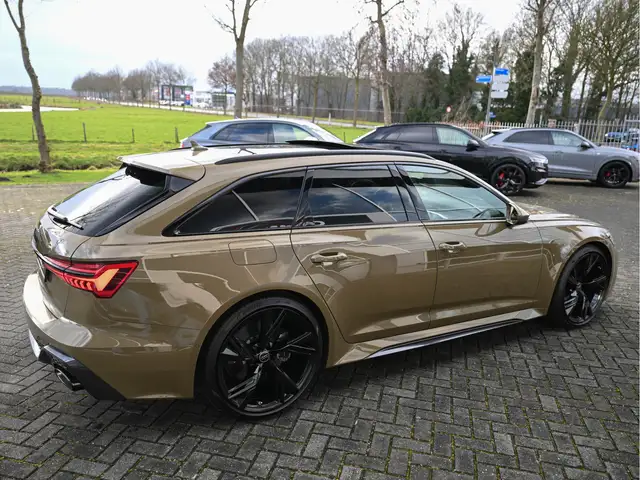 Audi RS6 view 7