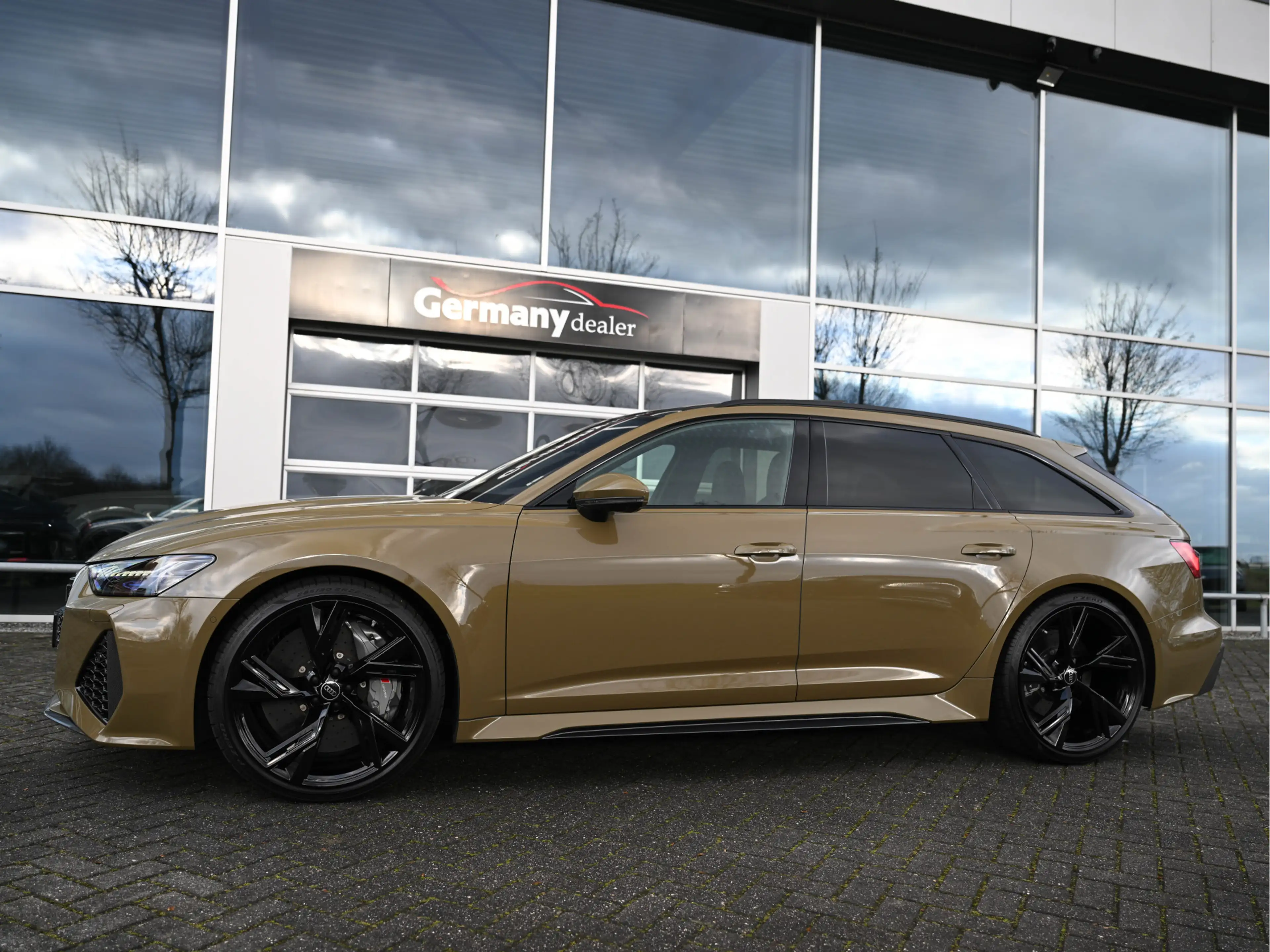 Audi RS6 Avant 4.0TFSI 600pk Quattro Pano 360 4W-Best HUD 3 — photo 10
