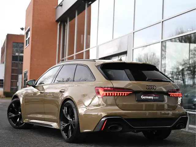 Audi RS6 view 2
