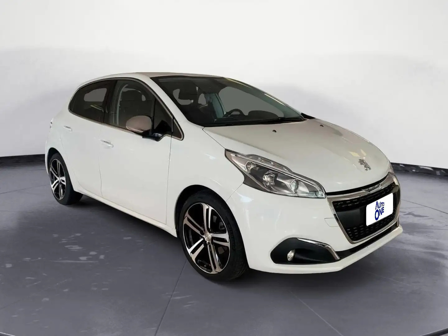 Peugeot 208 1.6 BlueHdi 75Cv 5P Allure Weiß - 1