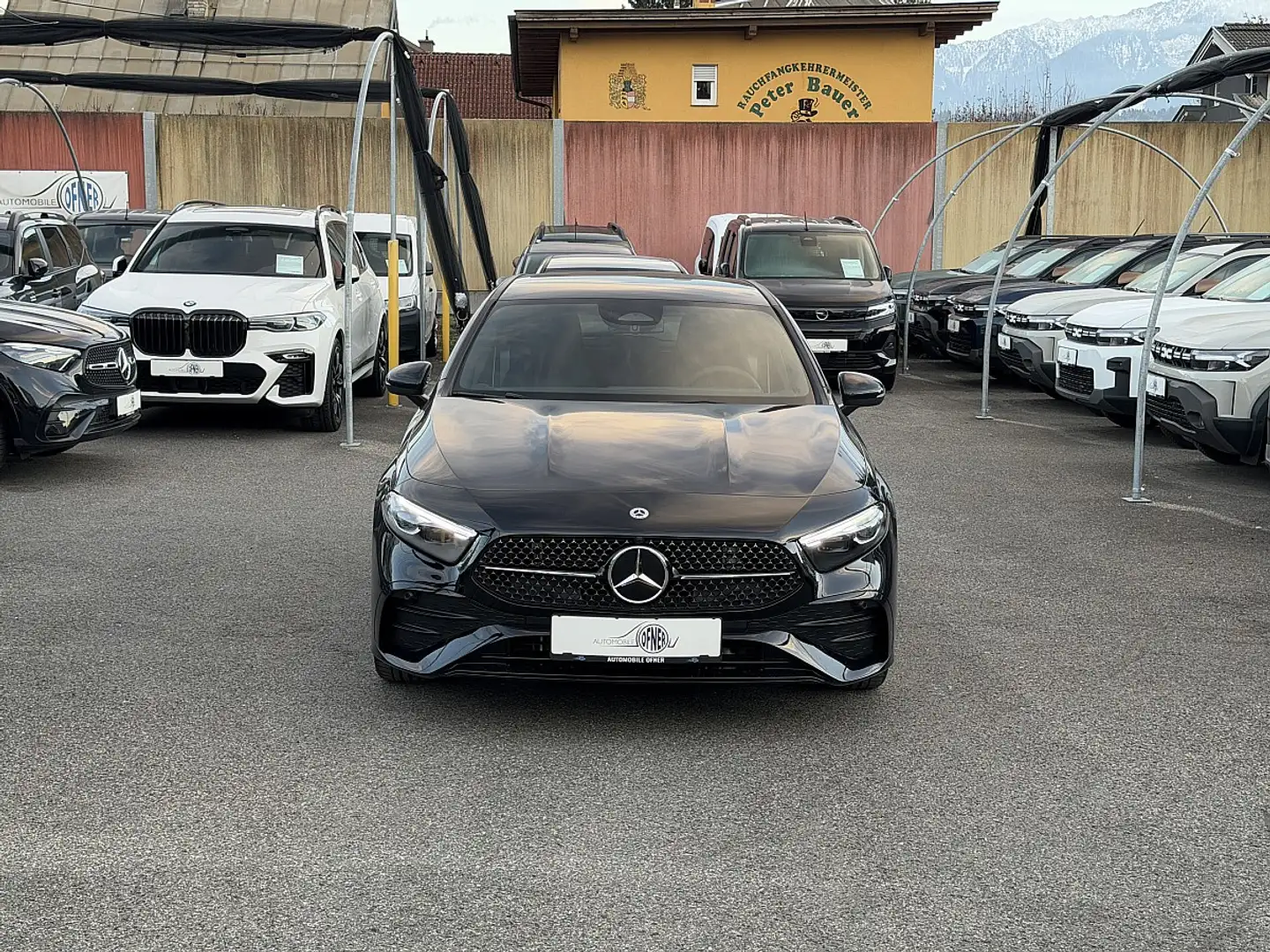 Mercedes-Benz A 180 AMG Edition Aut. ACC LED PDC Kamera Navi Sitzhe... Schwarz - 2