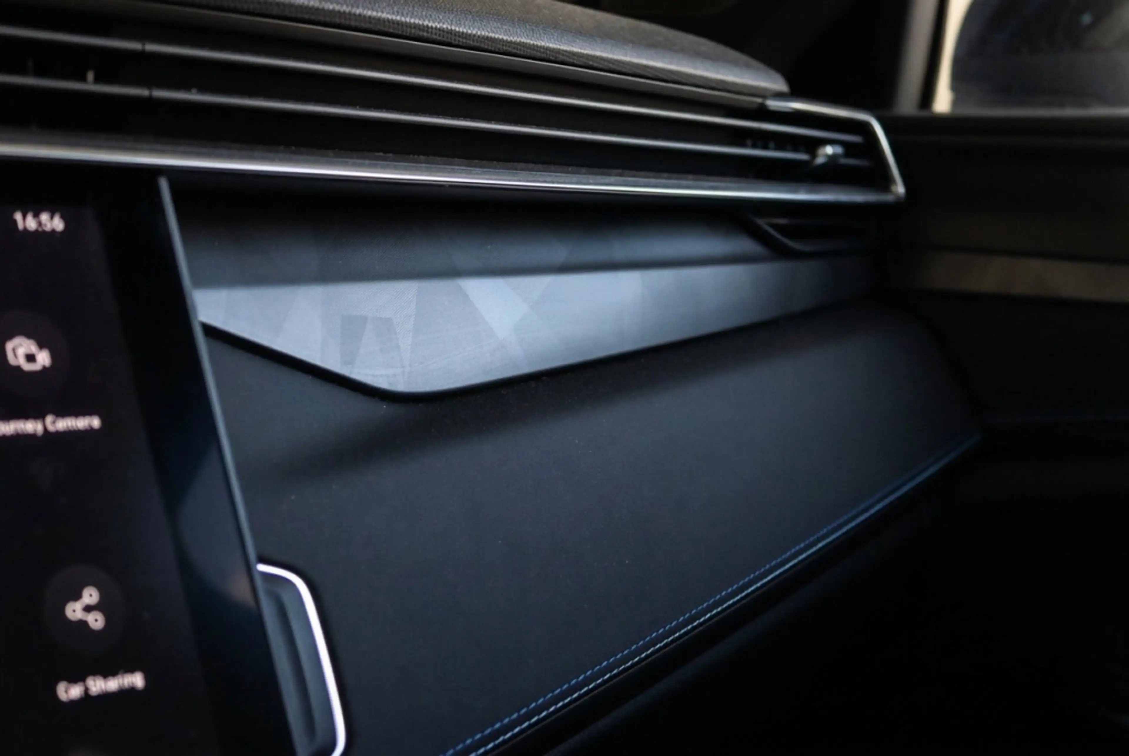 Lynk & Co 01 1.5 PHEV 262PK Stuurverwarming | Pano | Zwarte hem — photo 23