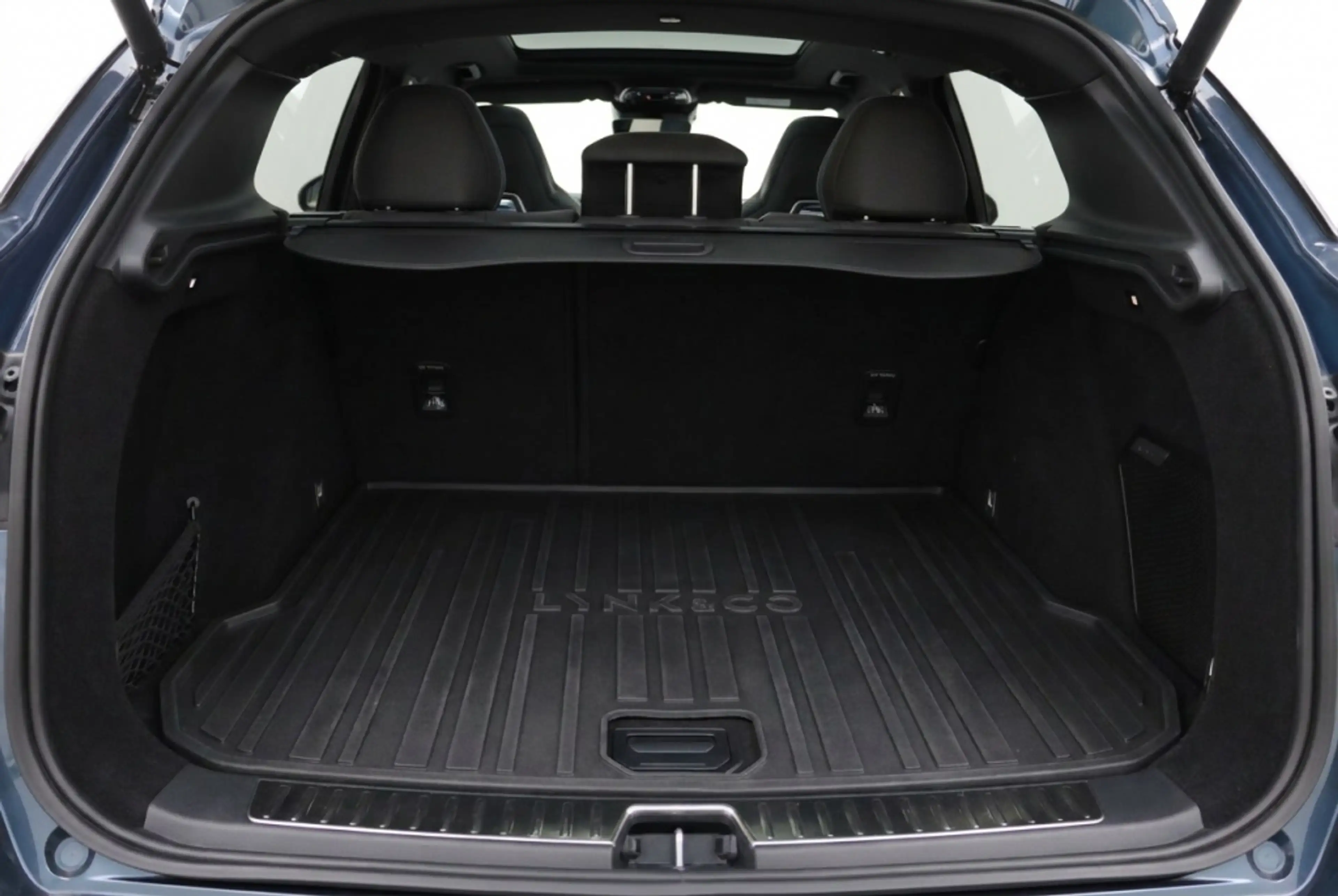 Lynk & Co 01 1.5 PHEV 262PK Stuurverwarming | Pano | Zwarte hem — photo 13