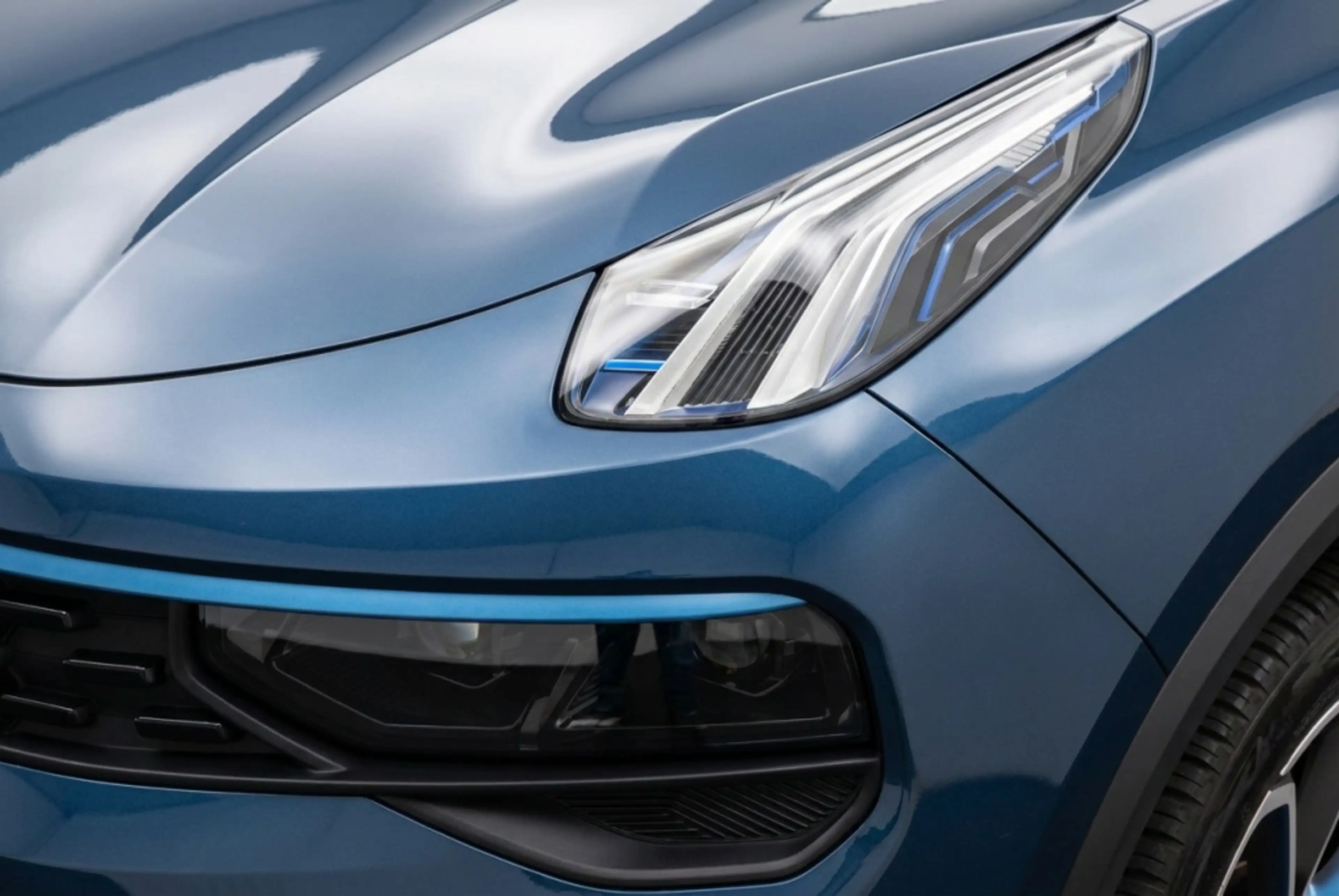 Lynk & Co 01 1.5 PHEV 262PK Stuurverwarming | Pano | Zwarte hem — photo 9