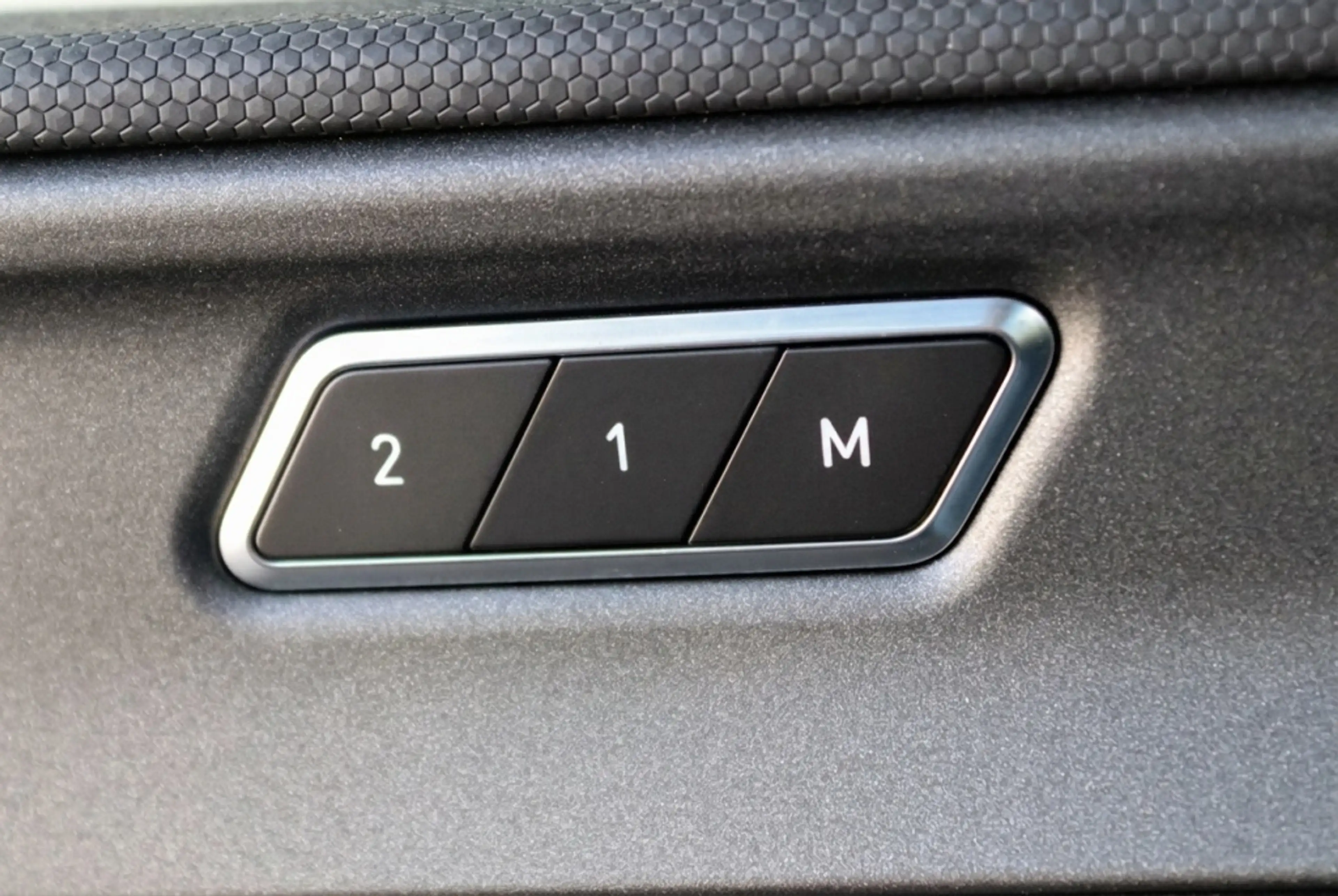 Lynk & Co 01 1.5 PHEV 262PK Stuurverwarming | Pano | Zwarte hem — photo 25
