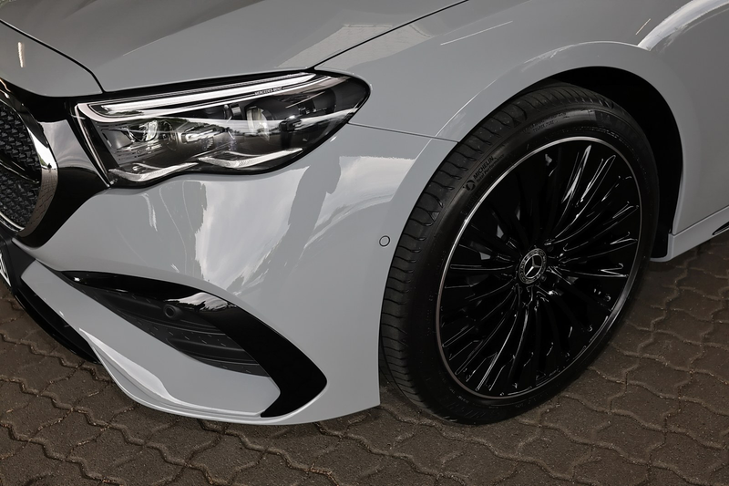 Mercedes-Benz E 450 d 4M T AMG MBUX+360°+DIG-LED+Pano+AHK+Nigh — photo 3