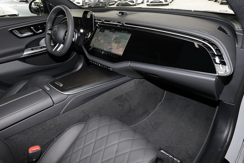 Mercedes-Benz E 450 d 4M T AMG MBUX+360°+DIG-LED+Pano+AHK+Nigh — photo 8