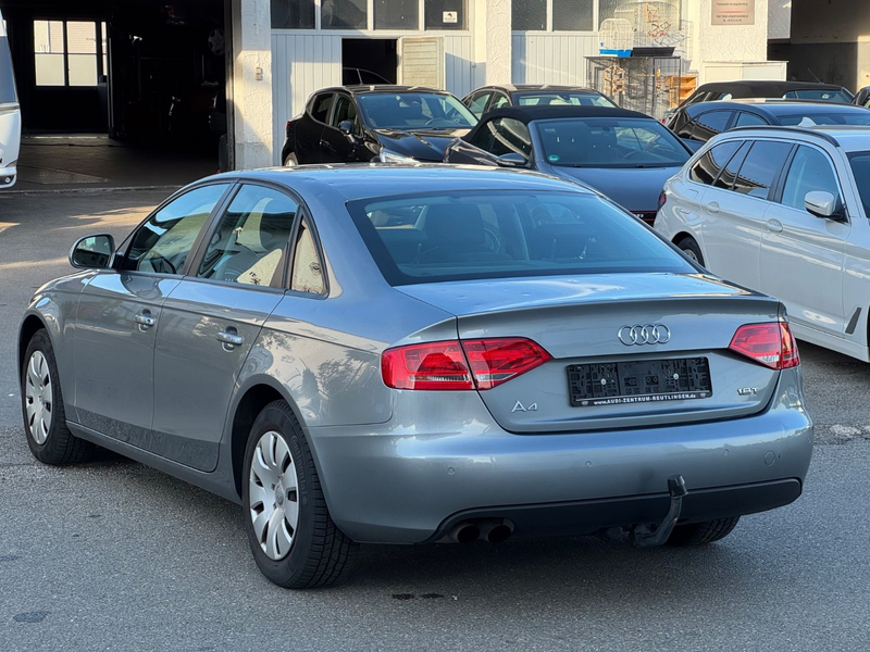 Audi A4 Lim. Attraction*1.HAND*LIMO*WENIG KM *AHK — photo 6