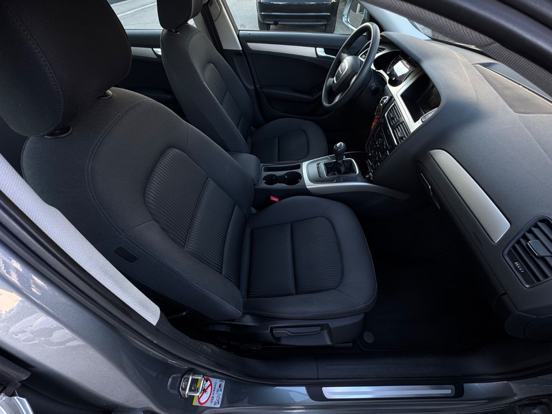 Audi A4 Lim. Attraction*1.HAND*LIMO*WENIG KM *AHK — photo 10
