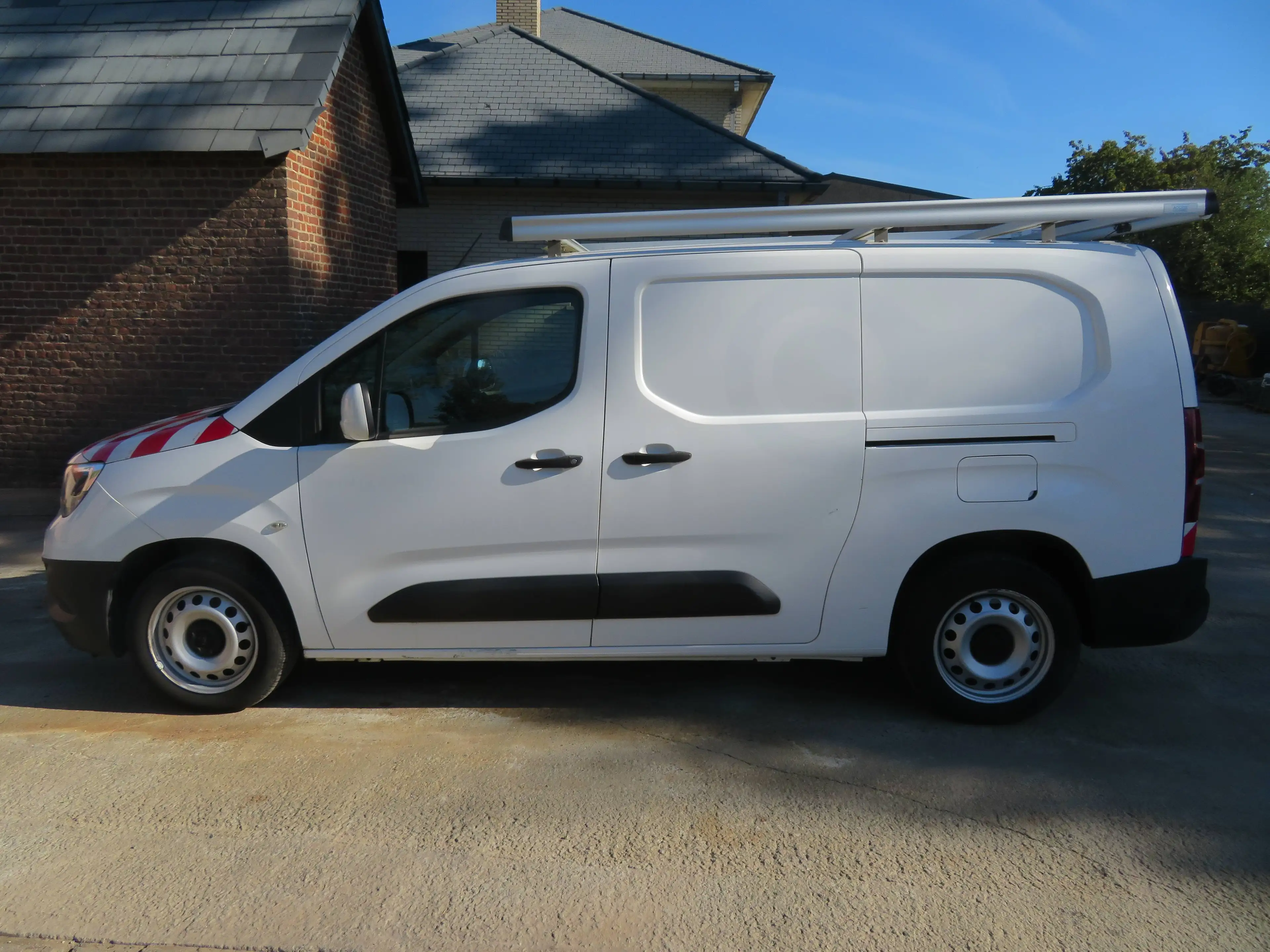 Opel Combo 1.5 Turbo - Ingericht - Dakdrager - Dubbel schuifdeur — photo 4