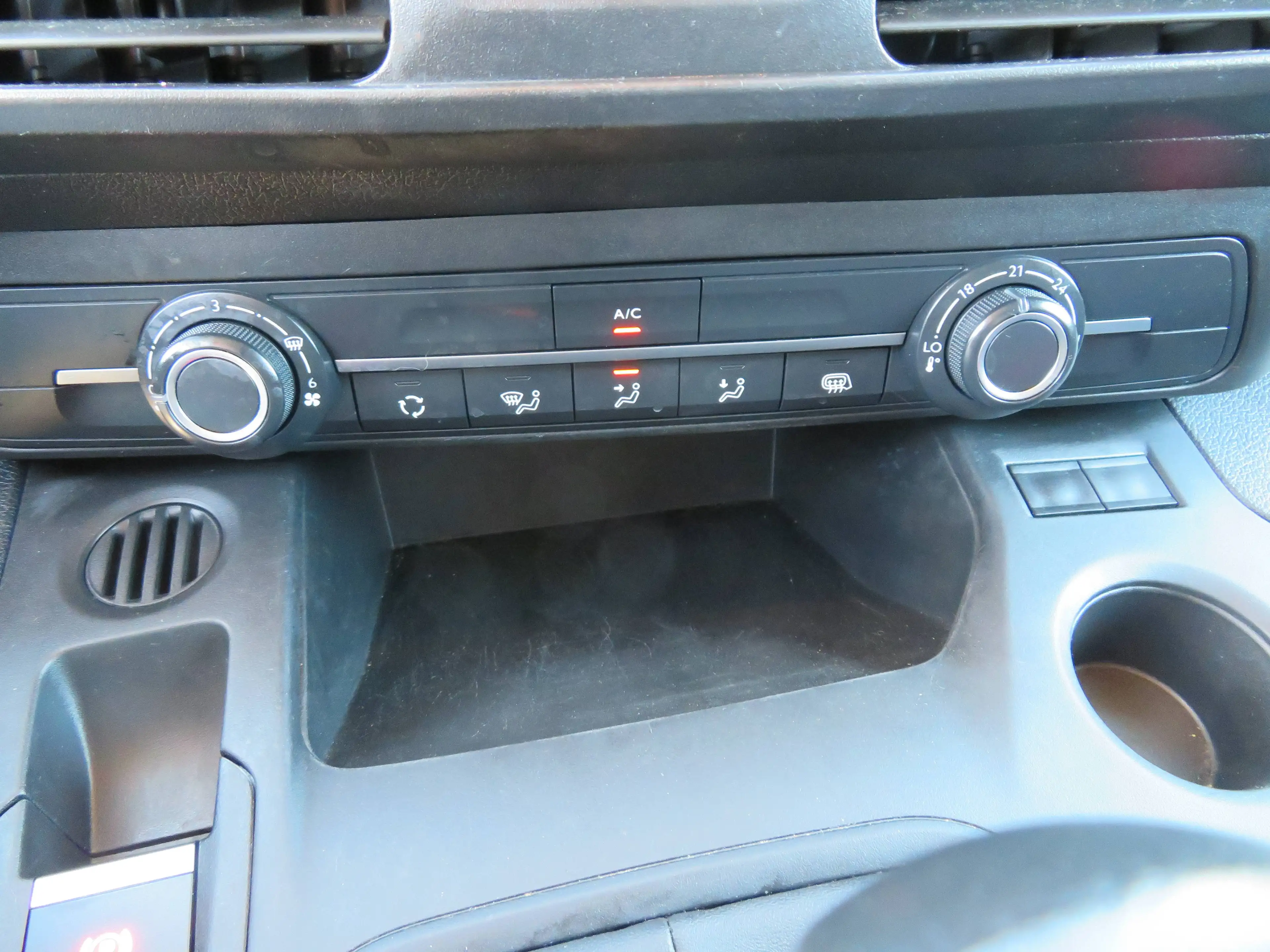 Opel Combo 1.5 Turbo - Ingericht - Dakdrager - Dubbel schuifdeur — photo 15