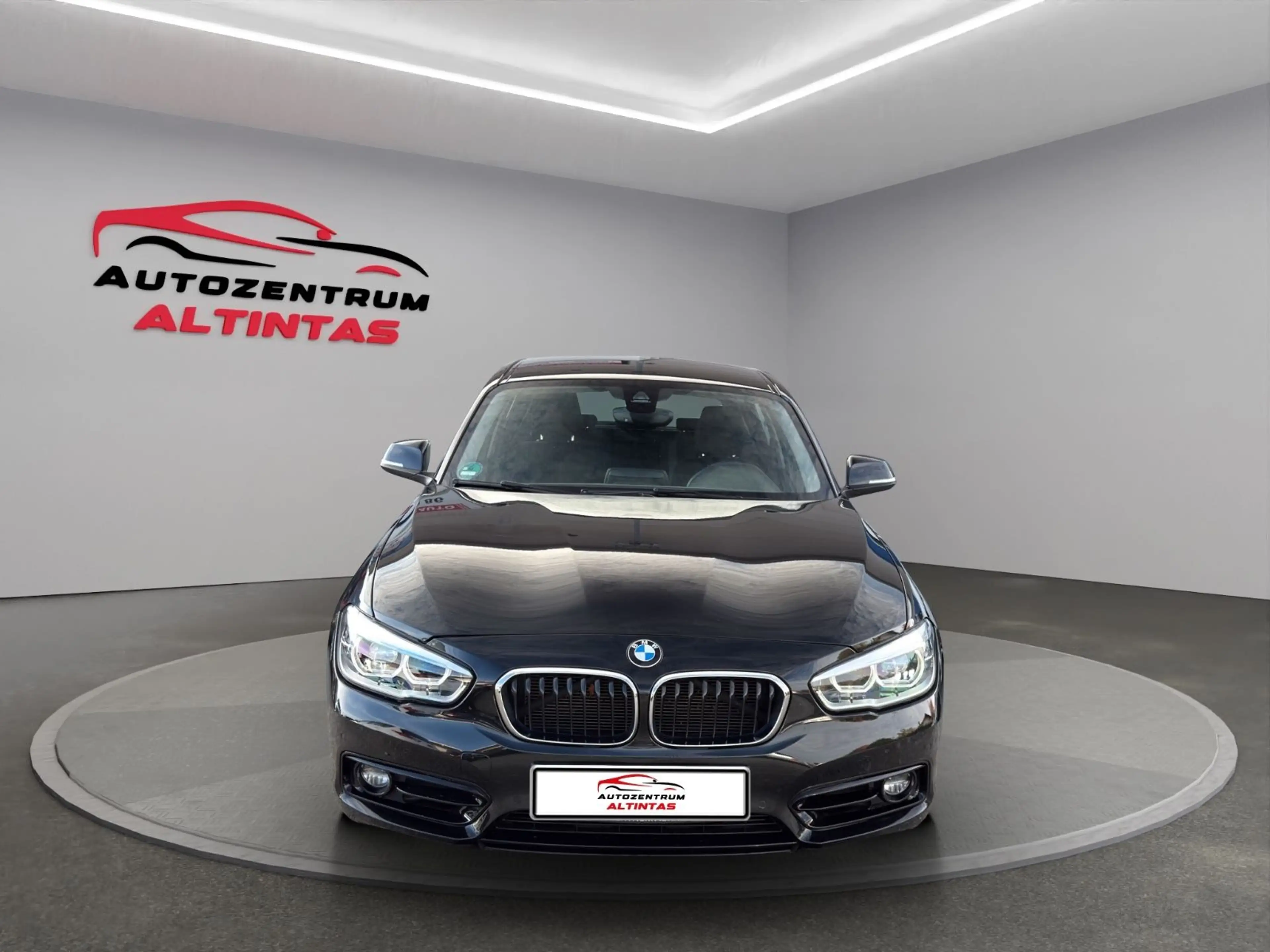 BMW 118 d Sport Line*AUTOM.*NAVI*LED*PDC*MFL*EURO6* — photo 5