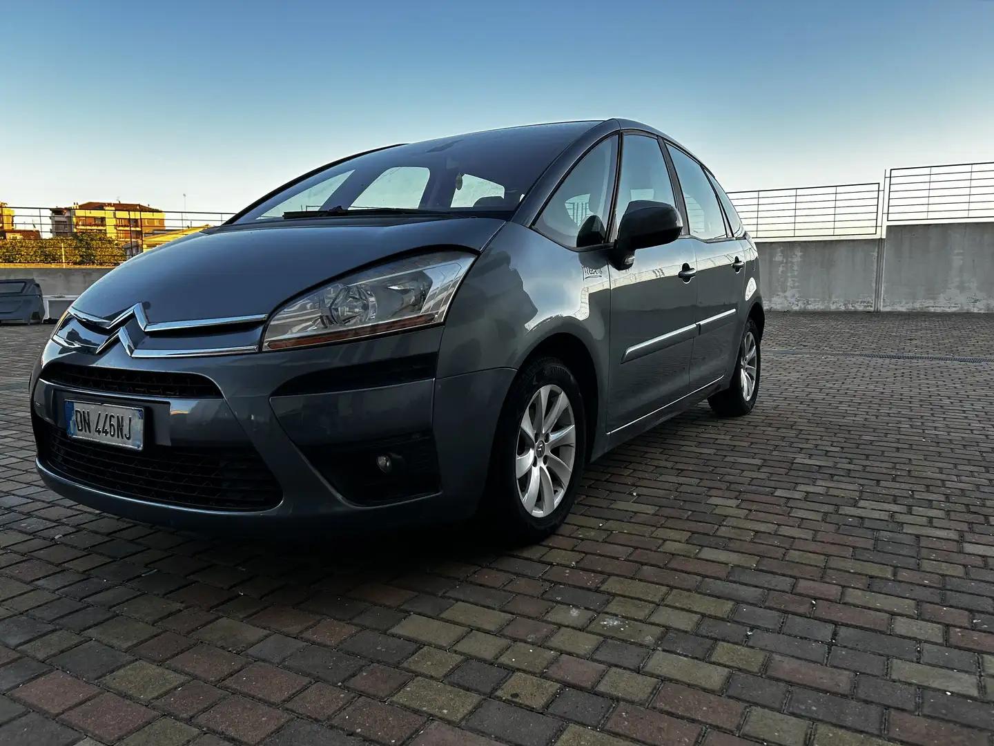 Citroen C4 CINGHIA NUOVA + REVISIONATA, TAGLIANDATA + 4 GOMME - 1