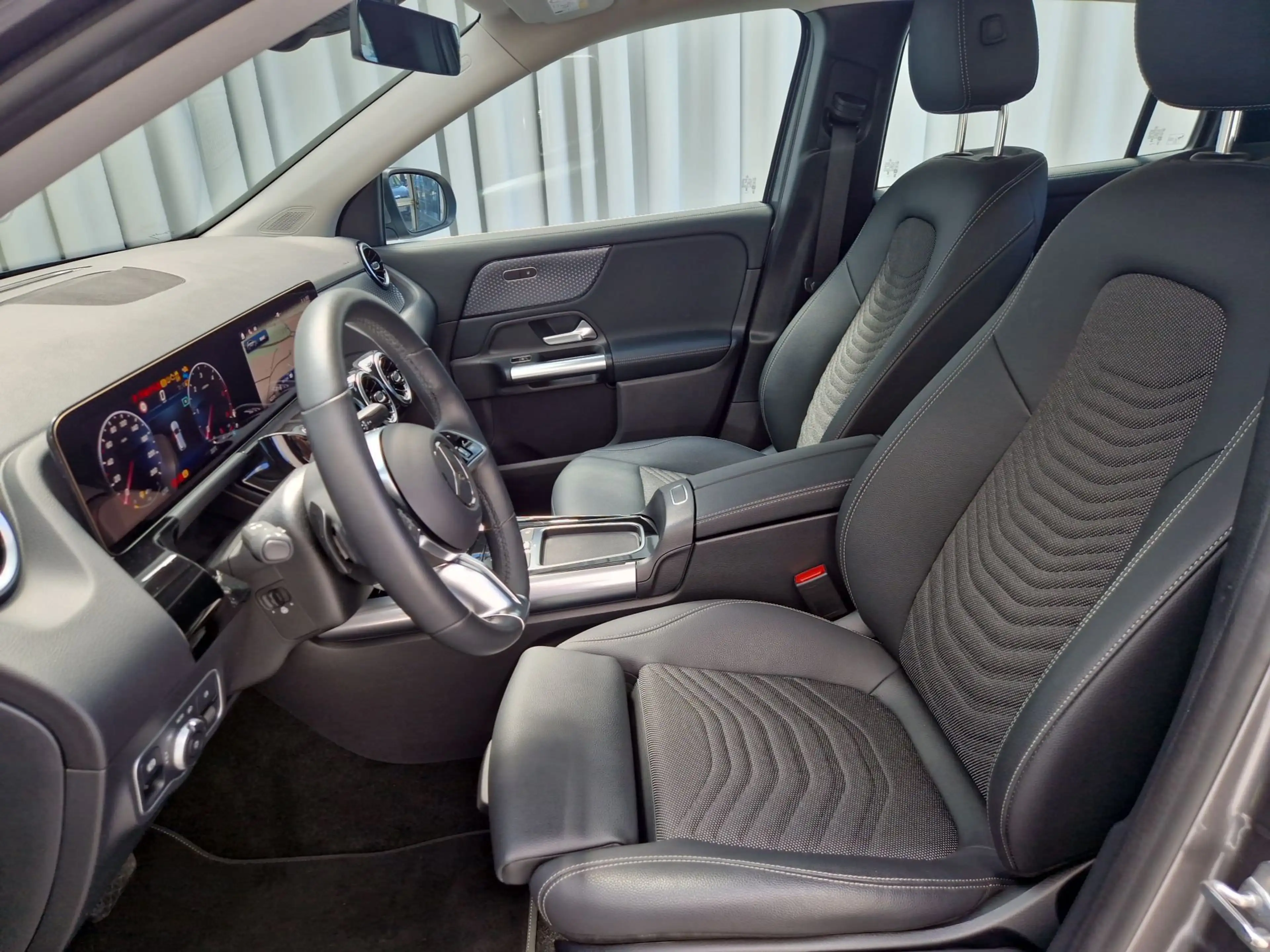 Mercedes-Benz GLA 180 d Progressive SpurW Winterp. — photo 15