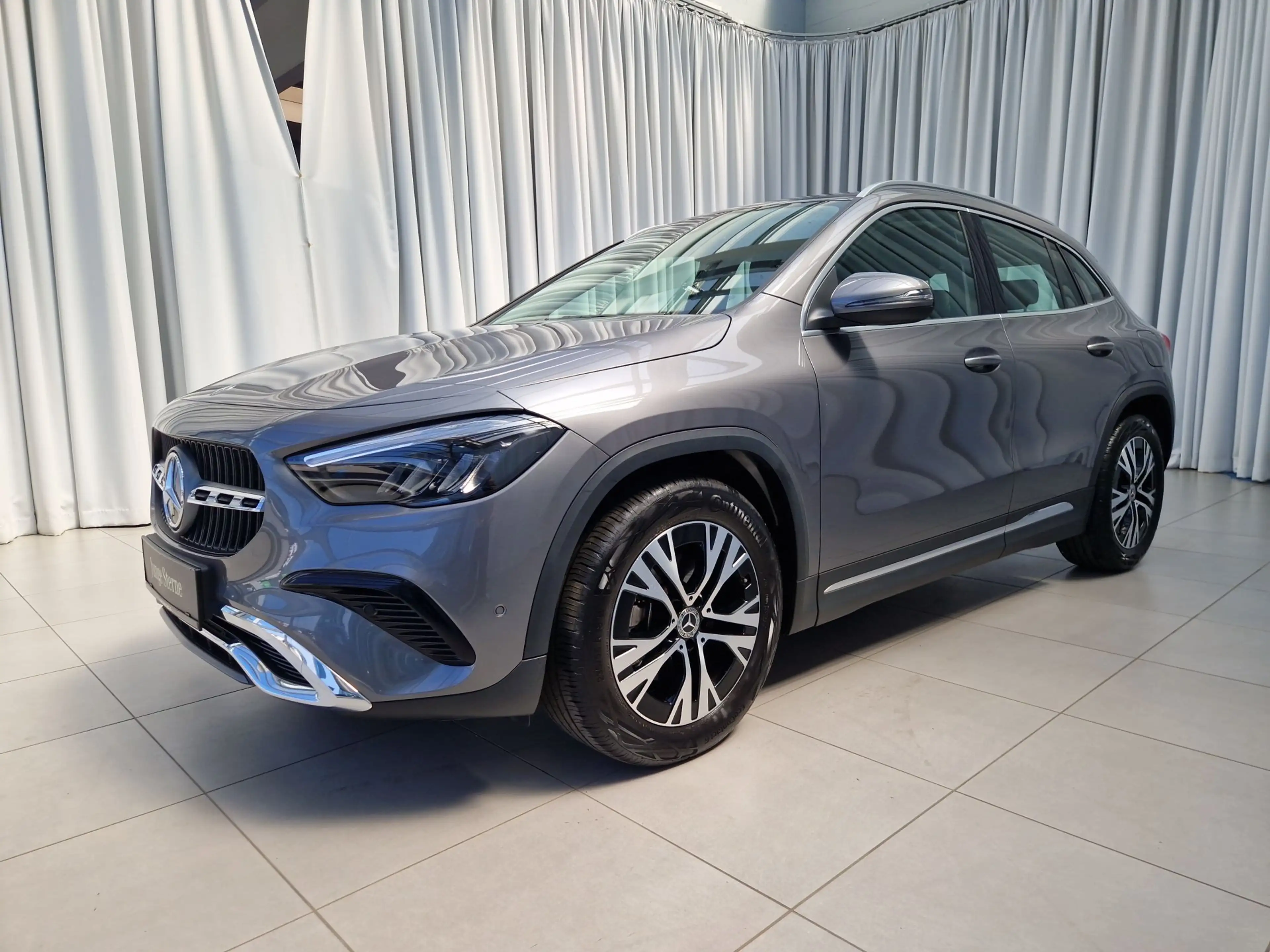 Mercedes-Benz GLA 180 d Progressive SpurW Winterp. — photo 2