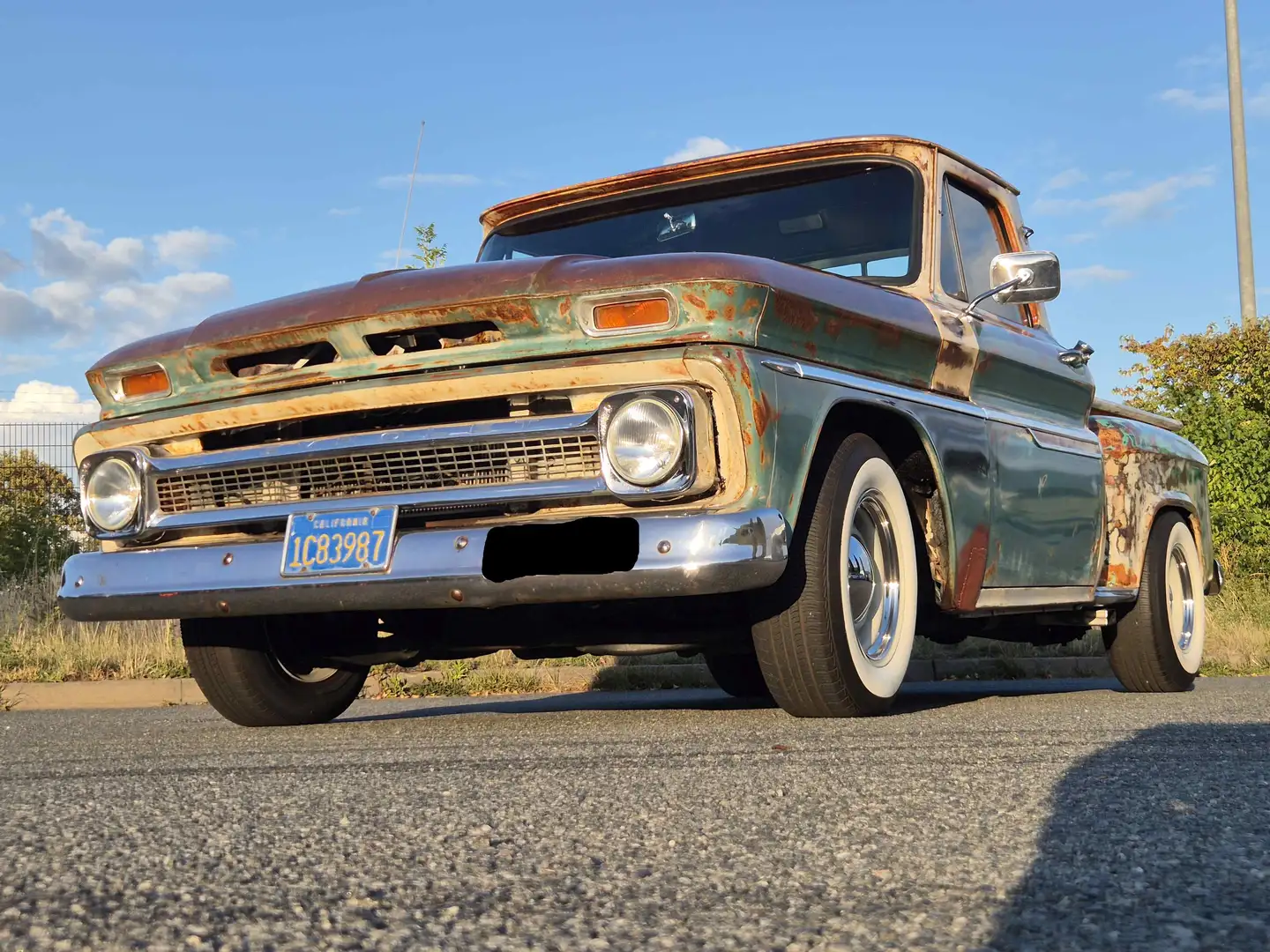 Chevrolet C10 Stepside Shortbed - 2