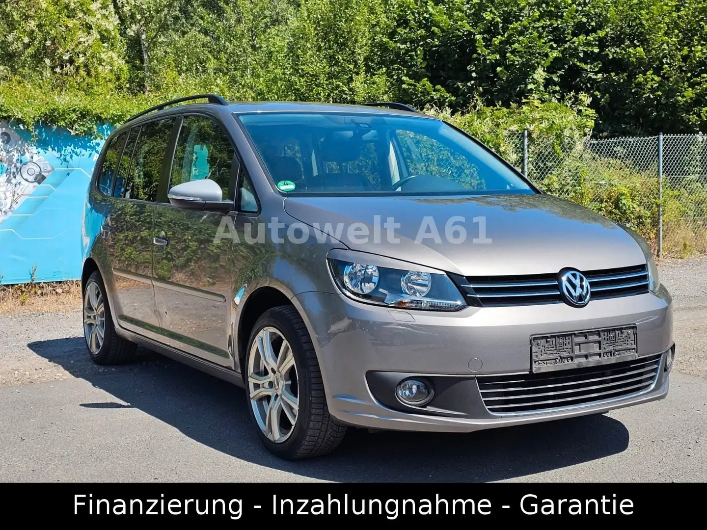 Volkswagen Touran MY2011+LEDER+NAVI+PDC+7SITZER+LM Gris - 2