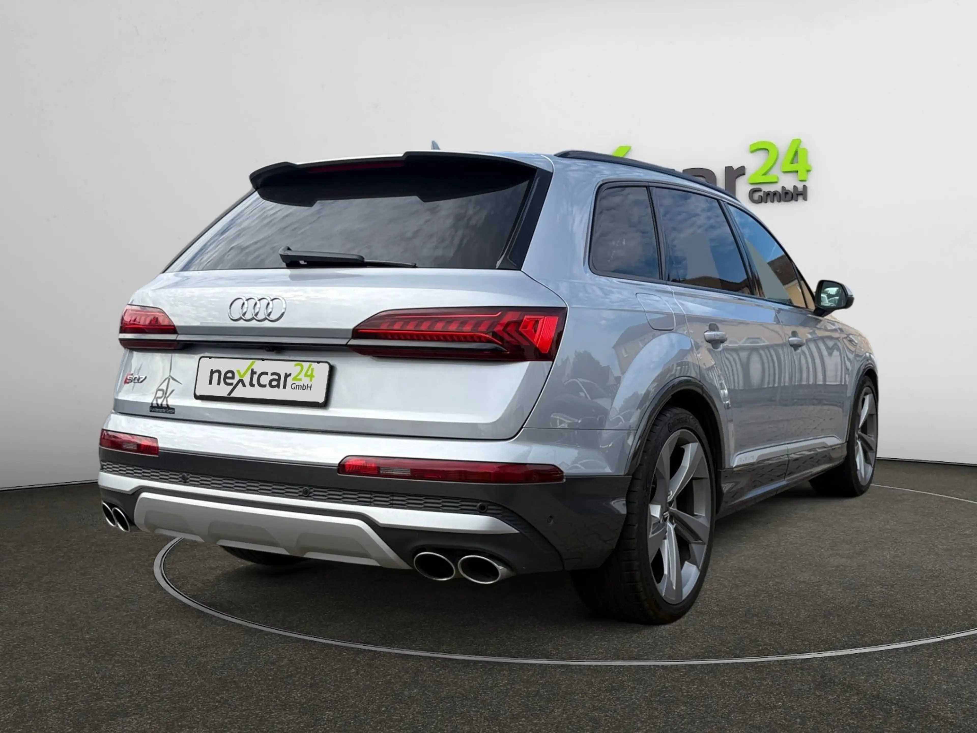 Audi SQ7 4.0 TDI quattro HUD PANO|LASER|7 SITZER|22"Z — photo 5