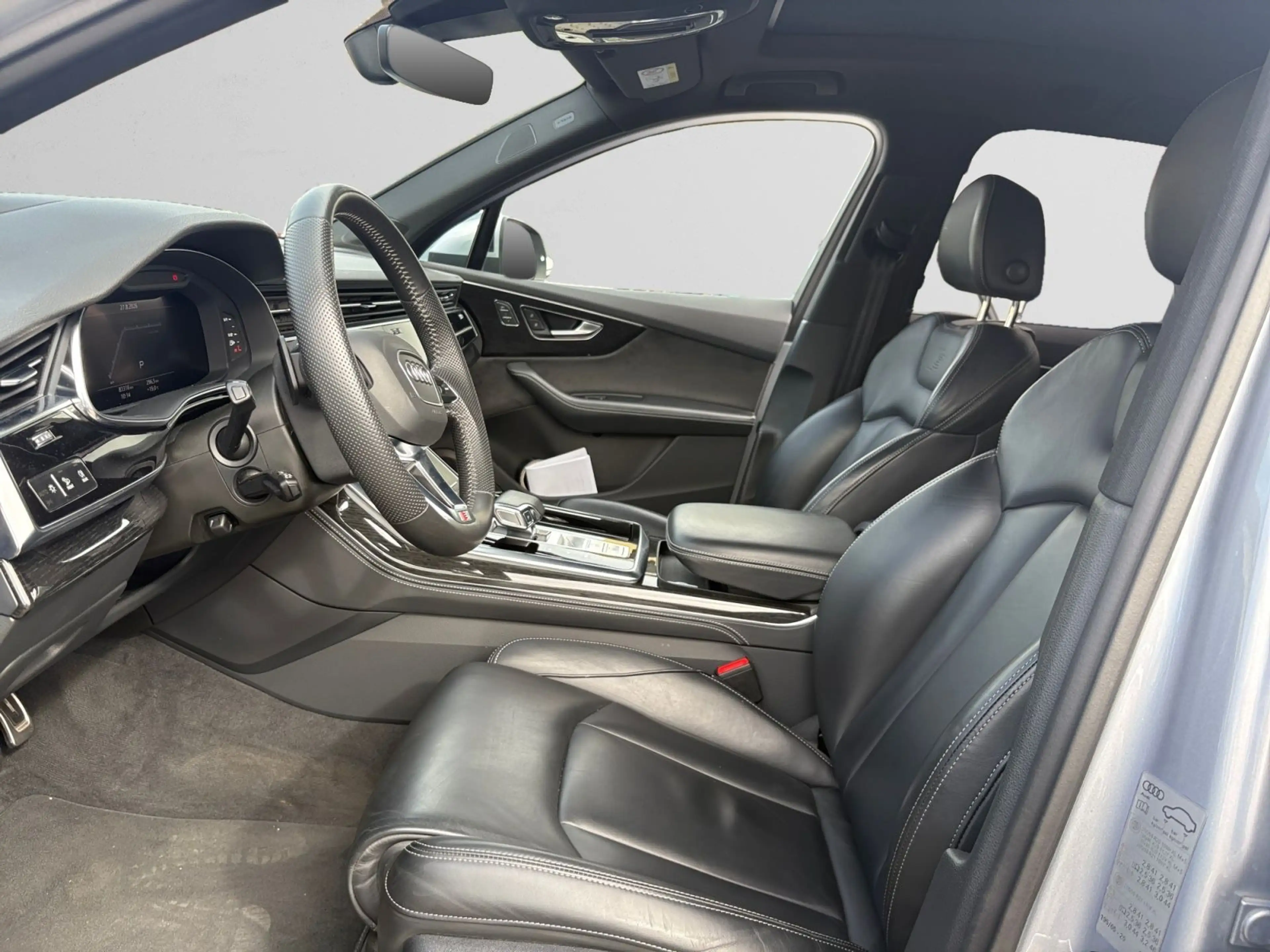 Audi SQ7 4.0 TDI quattro HUD PANO|LASER|7 SITZER|22"Z — photo 9