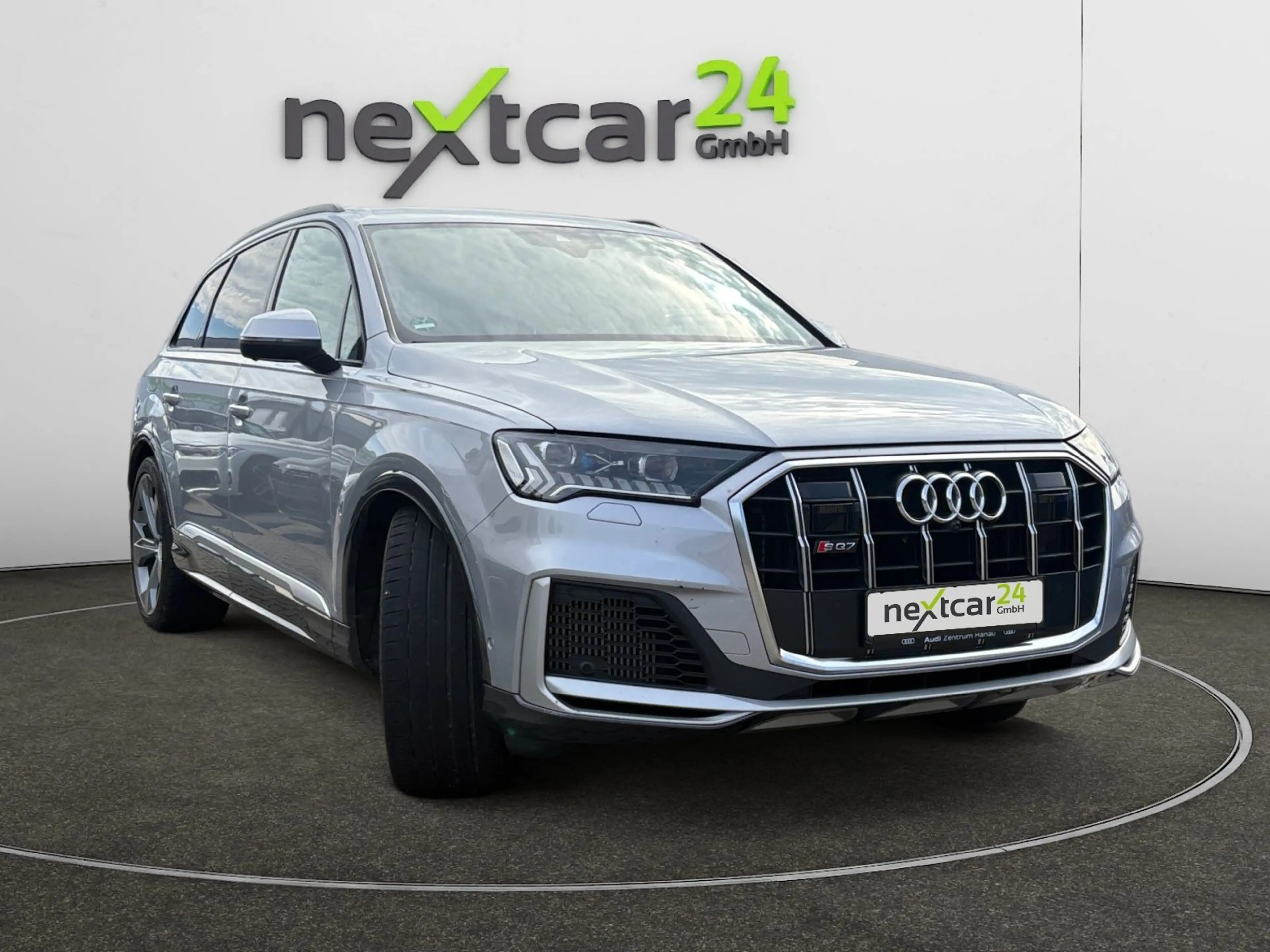 Audi SQ7 4.0 TDI quattro HUD PANO|LASER|7 SITZER|22"Z — photo 7