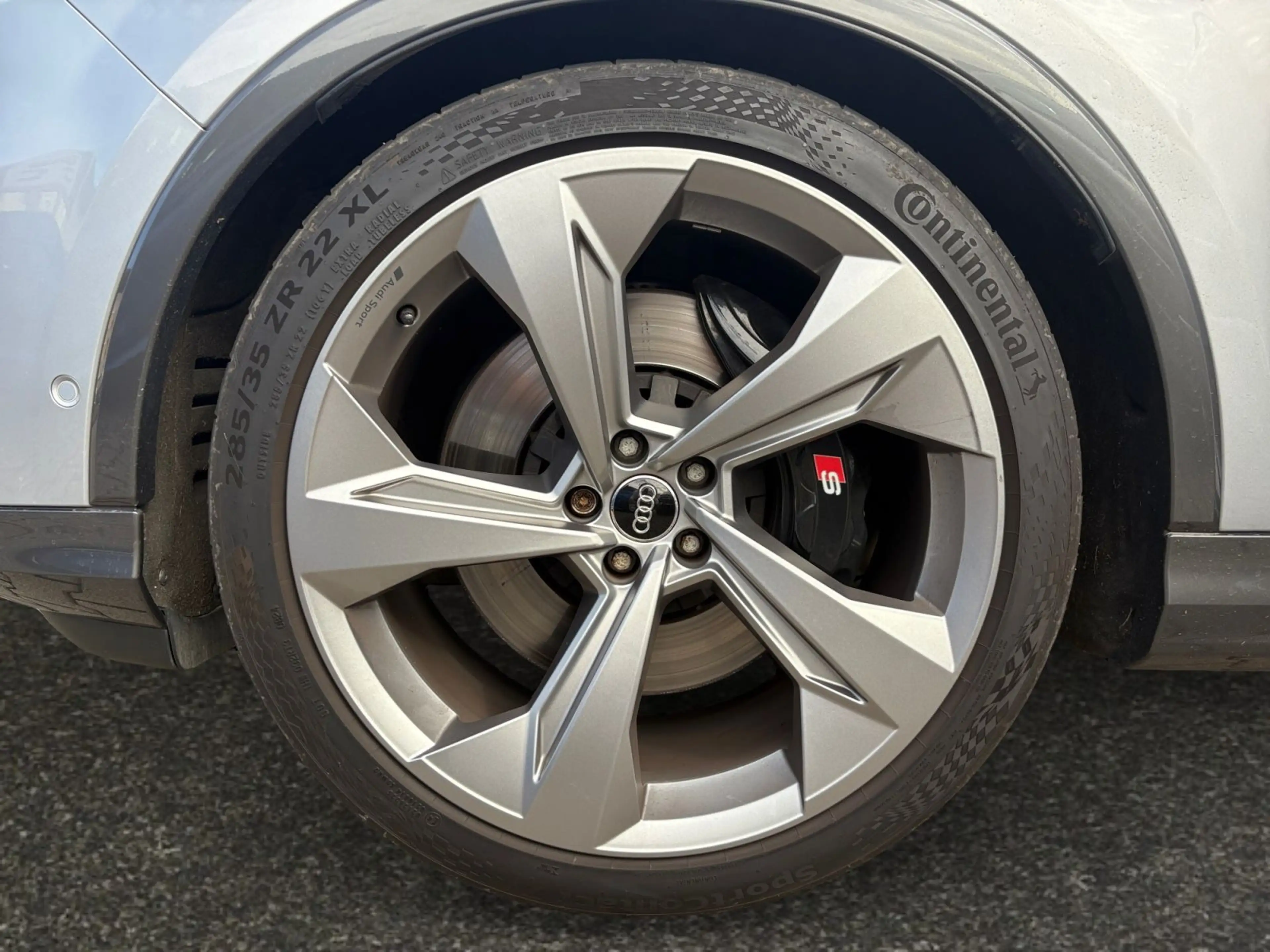 Audi SQ7 4.0 TDI quattro HUD PANO|LASER|7 SITZER|22"Z — photo 14