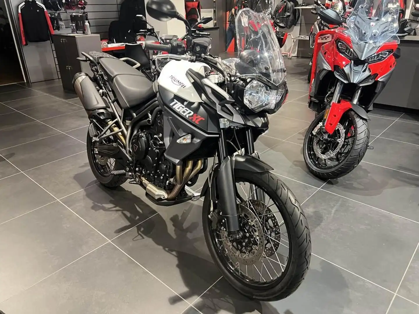 Triumph Tiger 800 XC Abs my15 - 2