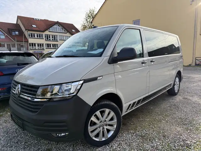 Volkswagen T6 Kombi 31tkm 8 Sitze 2x Schiebetür Lang