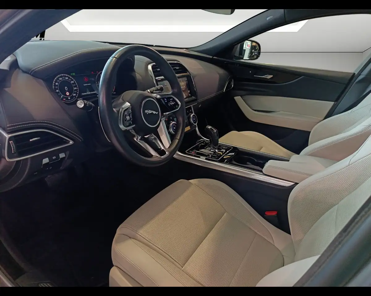 Jaguar Xe 2.0 D 204 CV aut. R-Dynamic HSE 2024 *BERLINA/IVA, миниатюра 8
