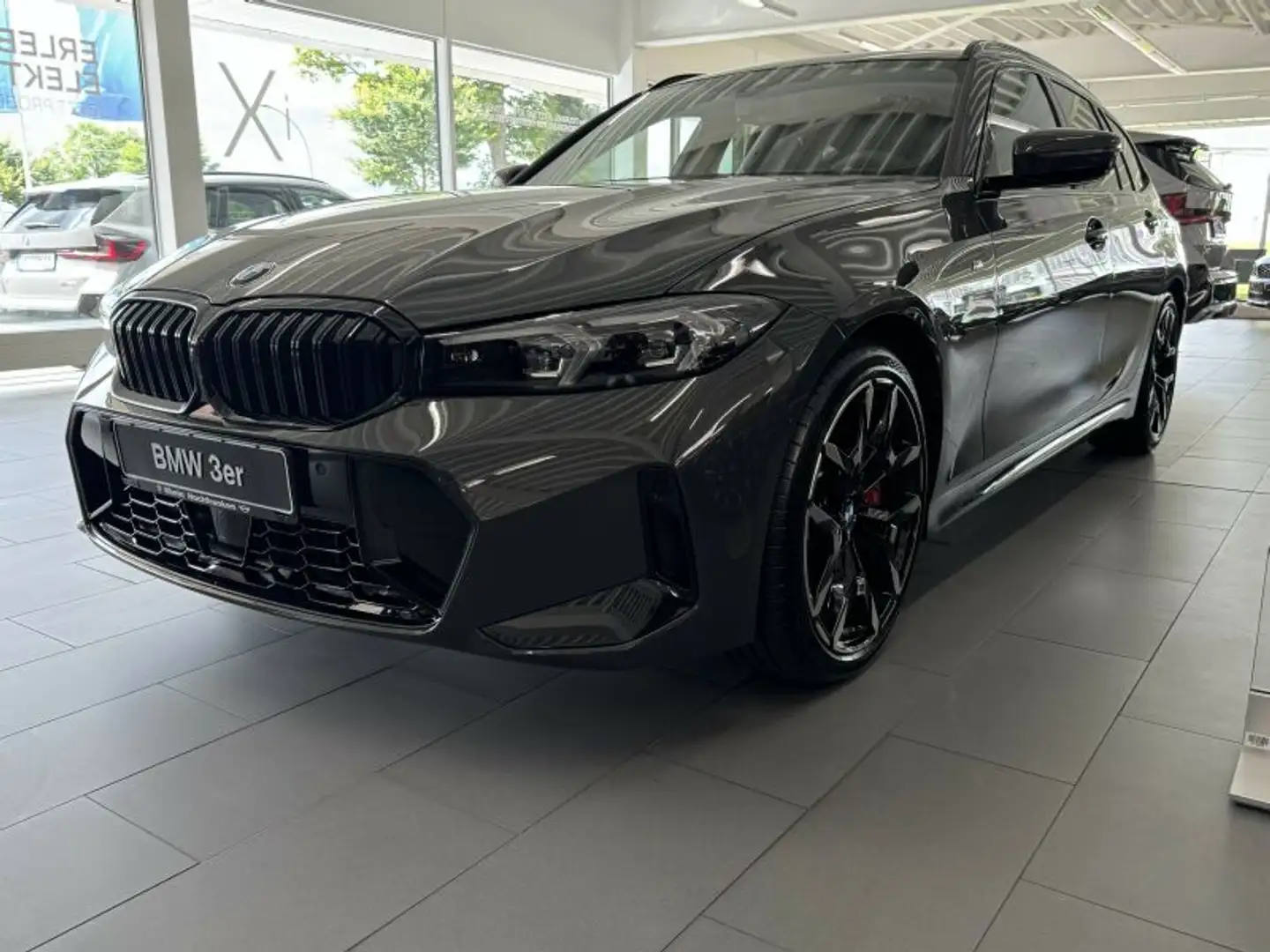 BMW 320 d *M-Sportpaket* *M-Sportpaket Pro* Grau - 2