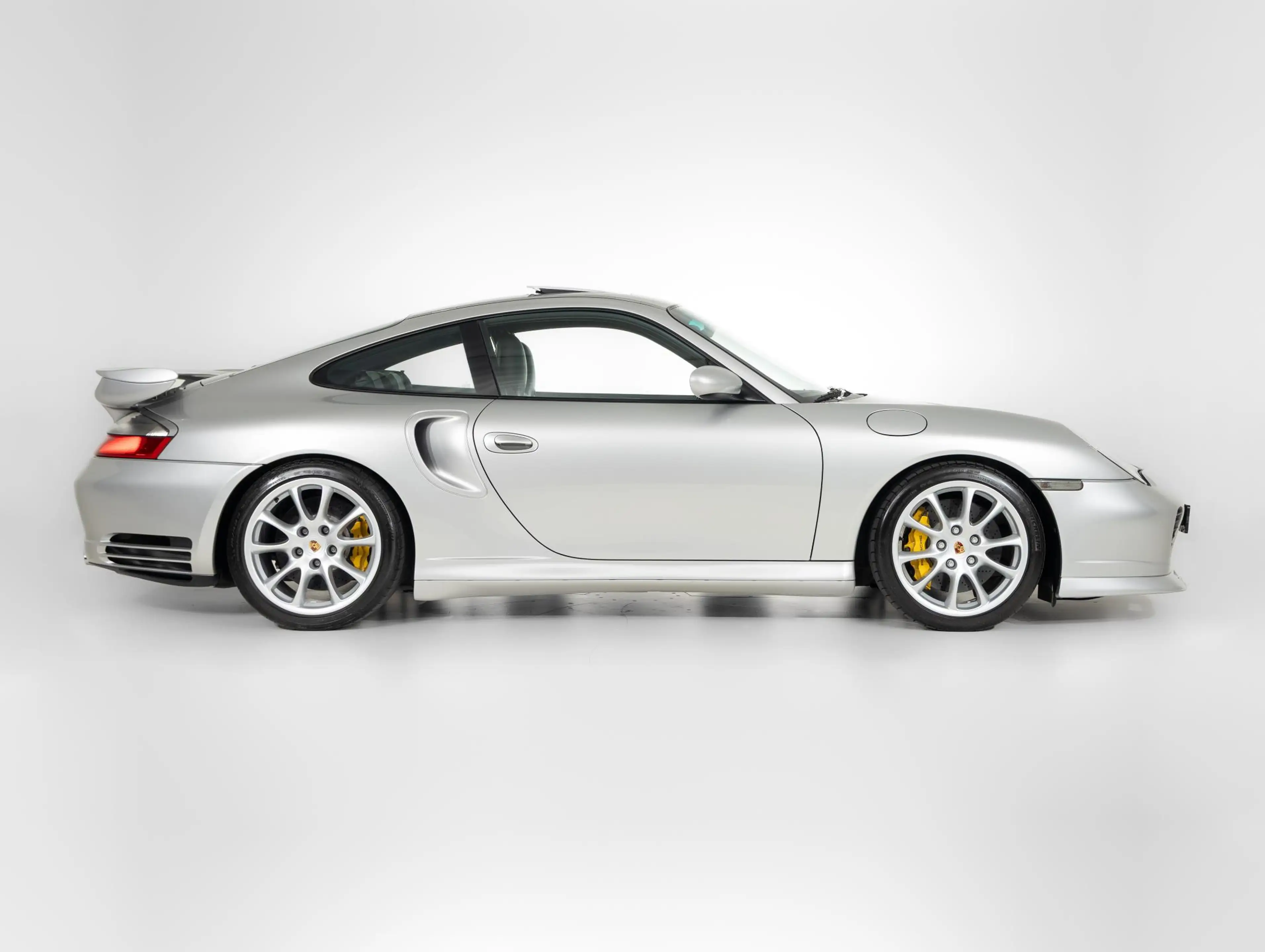 Porsche 996 996 Turbo — photo 10