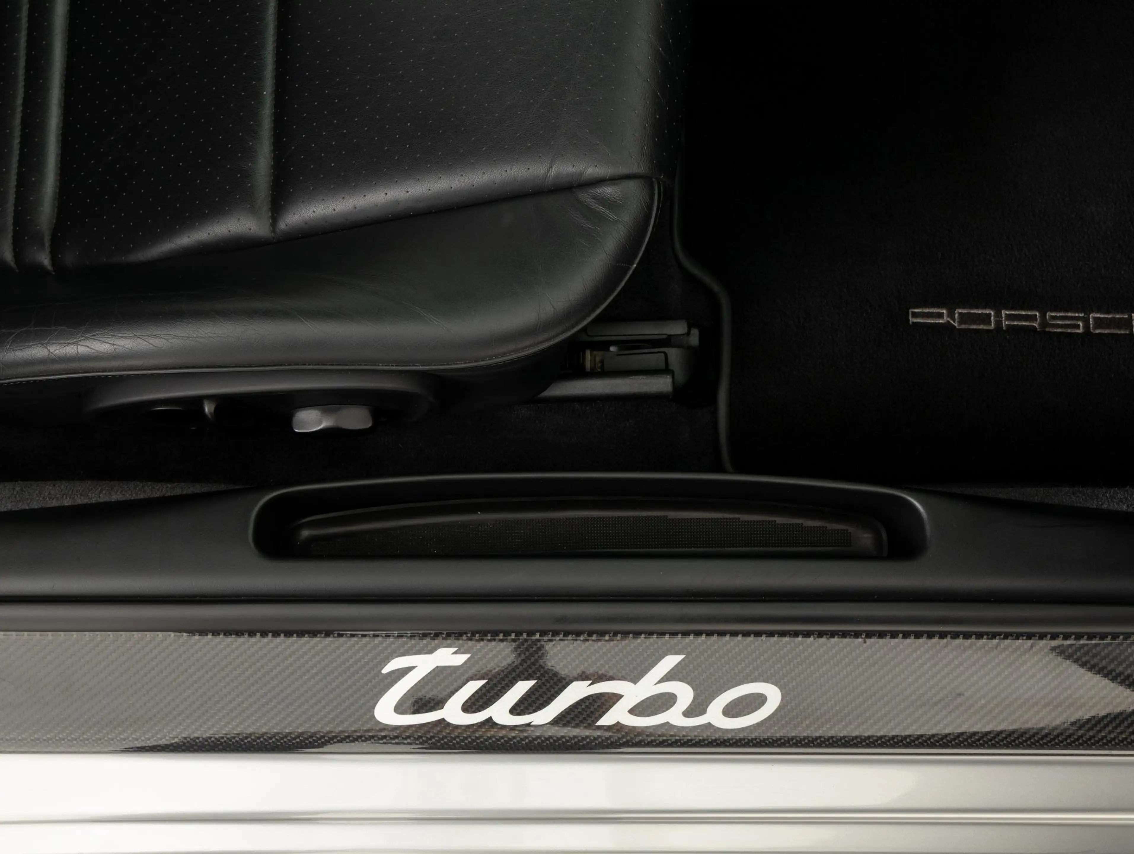Porsche 996 996 Turbo — photo 32