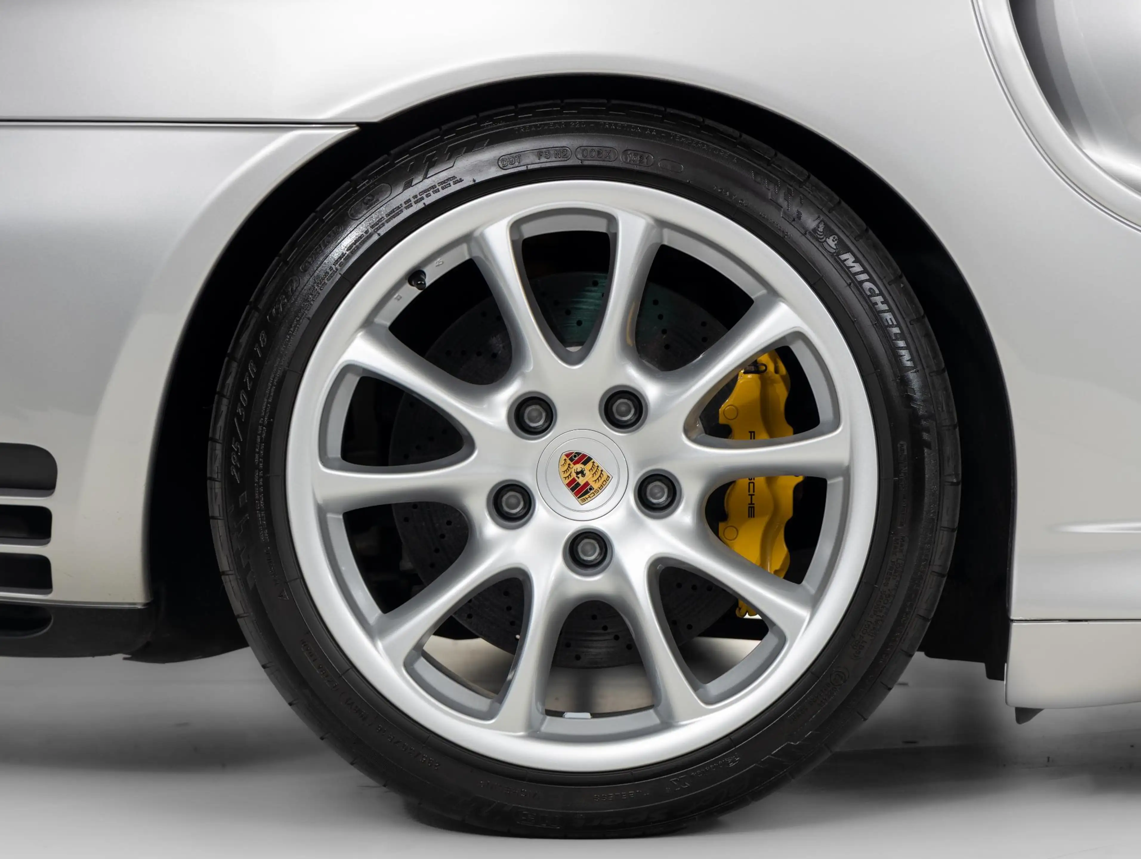 Porsche 996 996 Turbo — photo 22